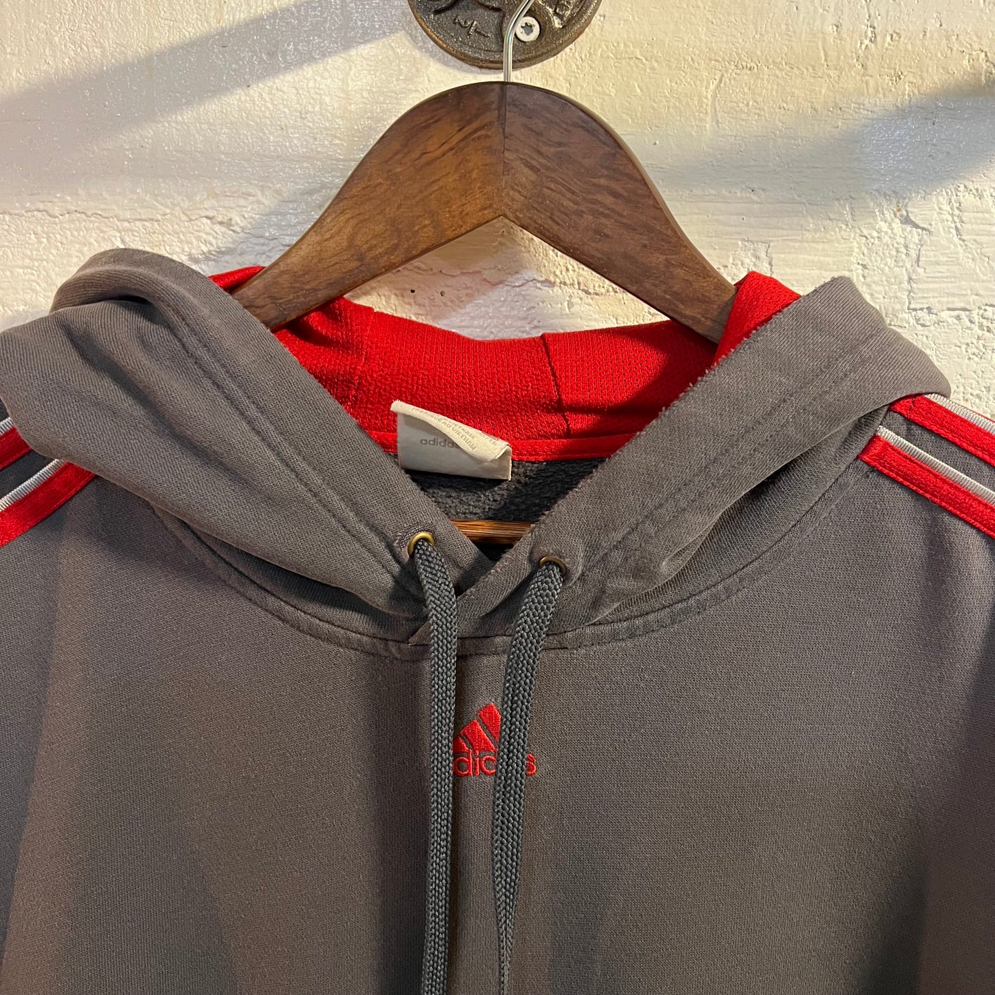 Vintage 2004 Adidas Center Three Stripe Logo Oversized Hoodie - Size XL - Red/Gray
