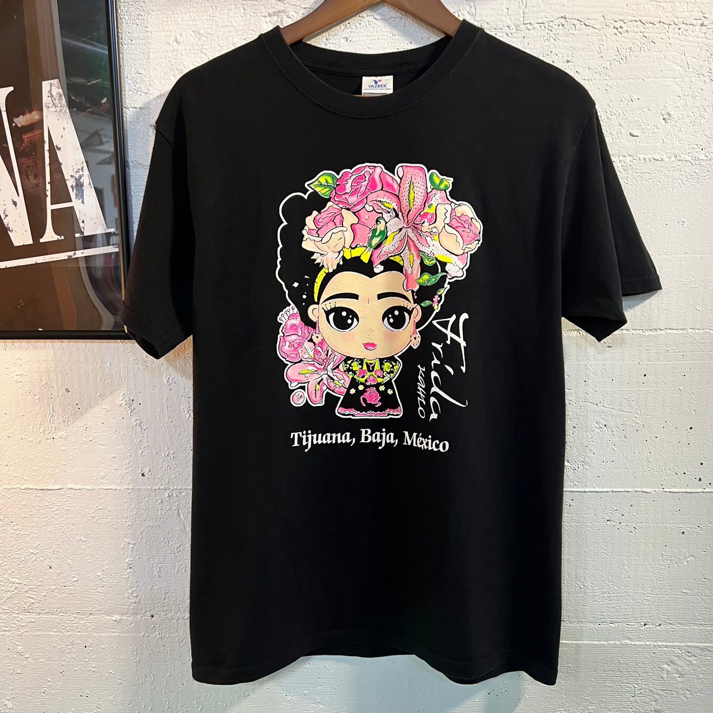 Vintage Y2K Frida Kahlo ‘Tijuana, Baja, Mexico’ T-Shirt - Size Medium - Black/Multi