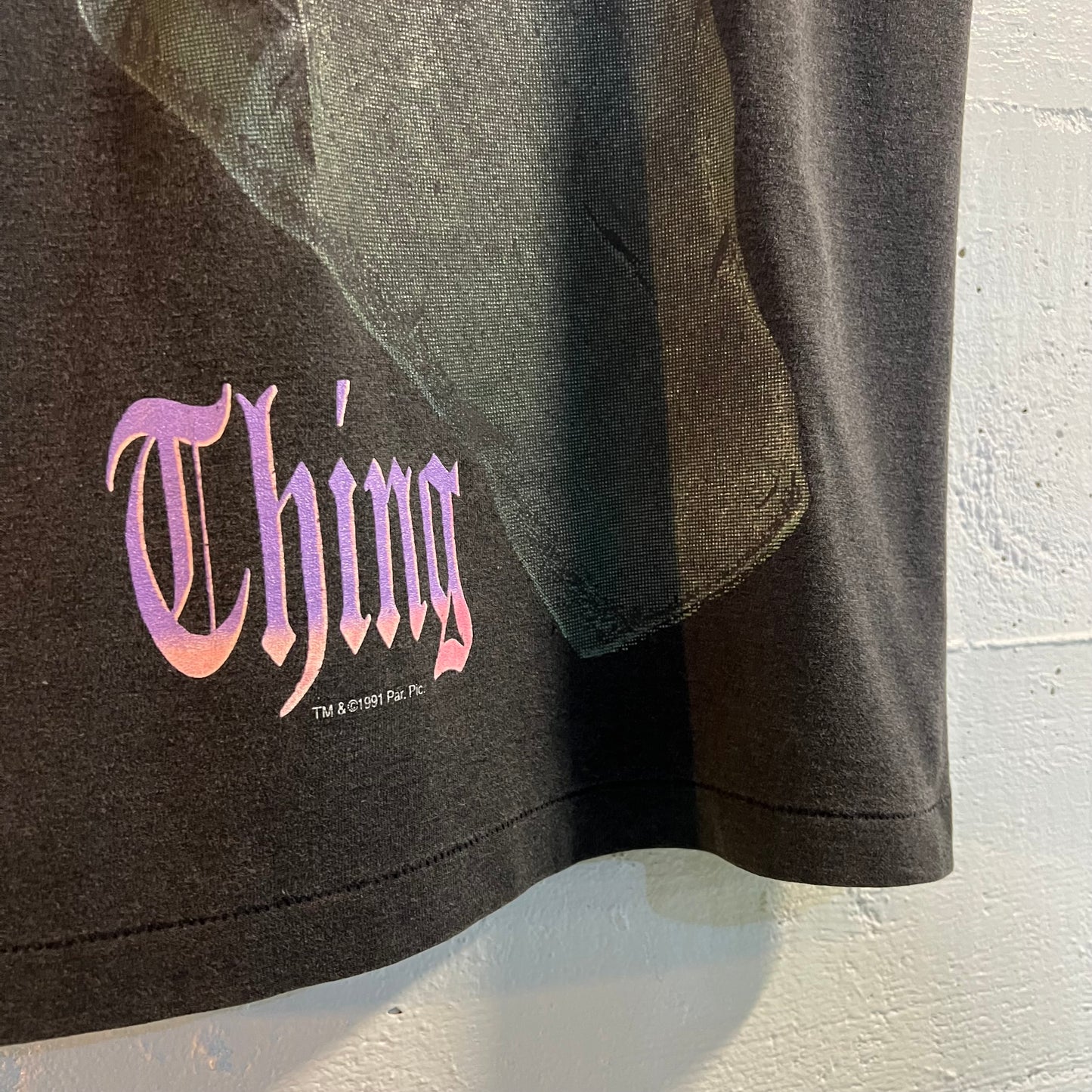 Vintage 1991 The Addams Family 'Thing' Hand Single Stitch Graphic T-Shirt - Size Small - Made In USA
