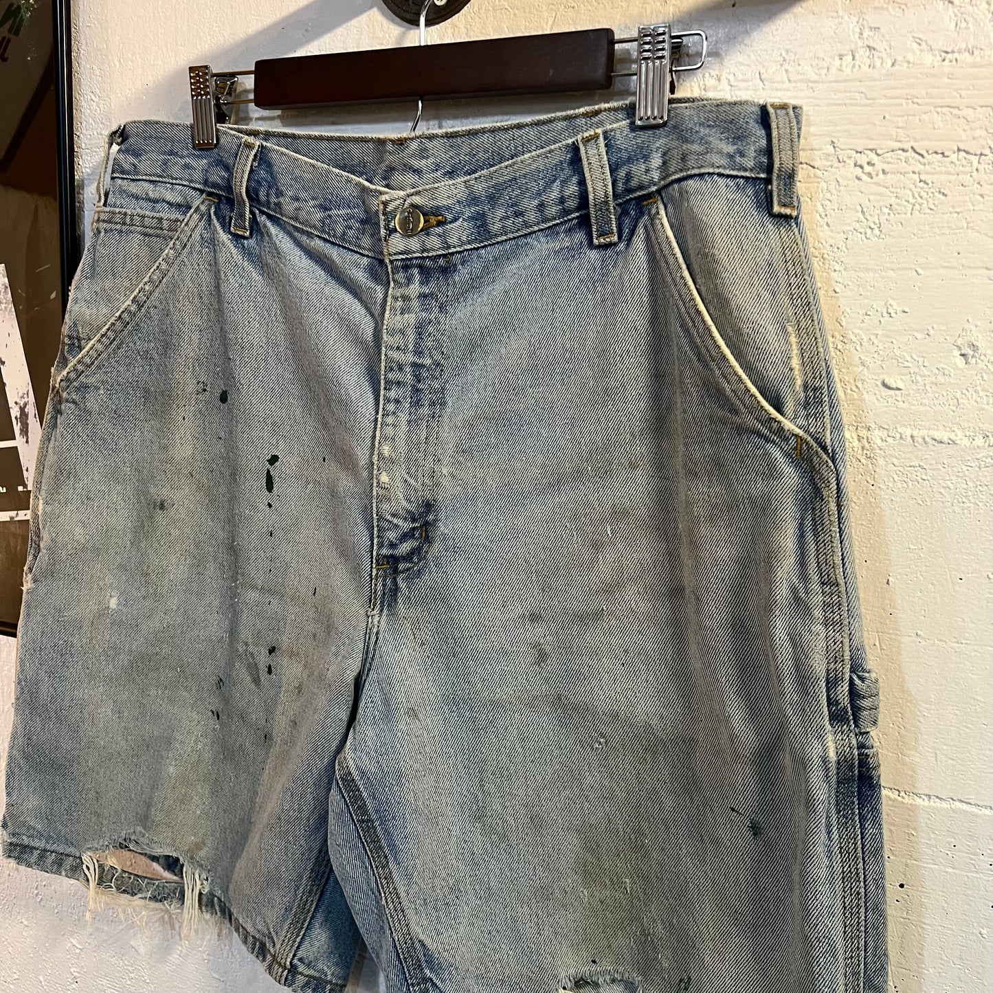 Vintage Distressed Carhartt Denim Cargo Shorts - Size 36 - Faded Light Wash