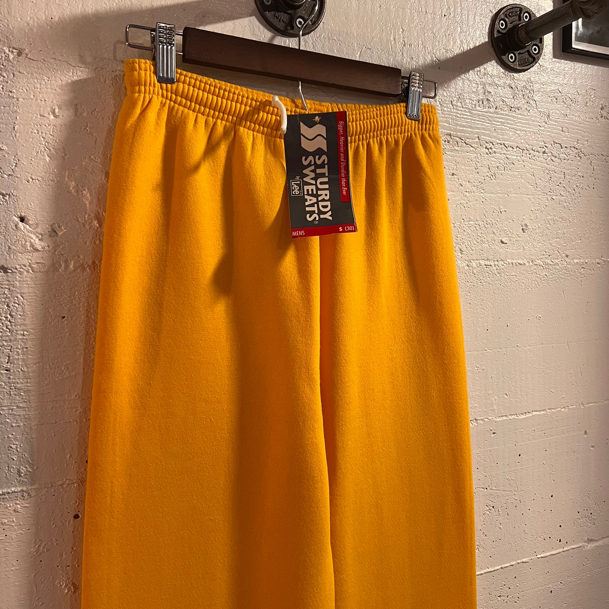 Vintage 90’s Dead-Stock Lee Sturdy Sweats Heavyweight Fleece Lined Sweatpants - Size Small - Made In USA - Yellow