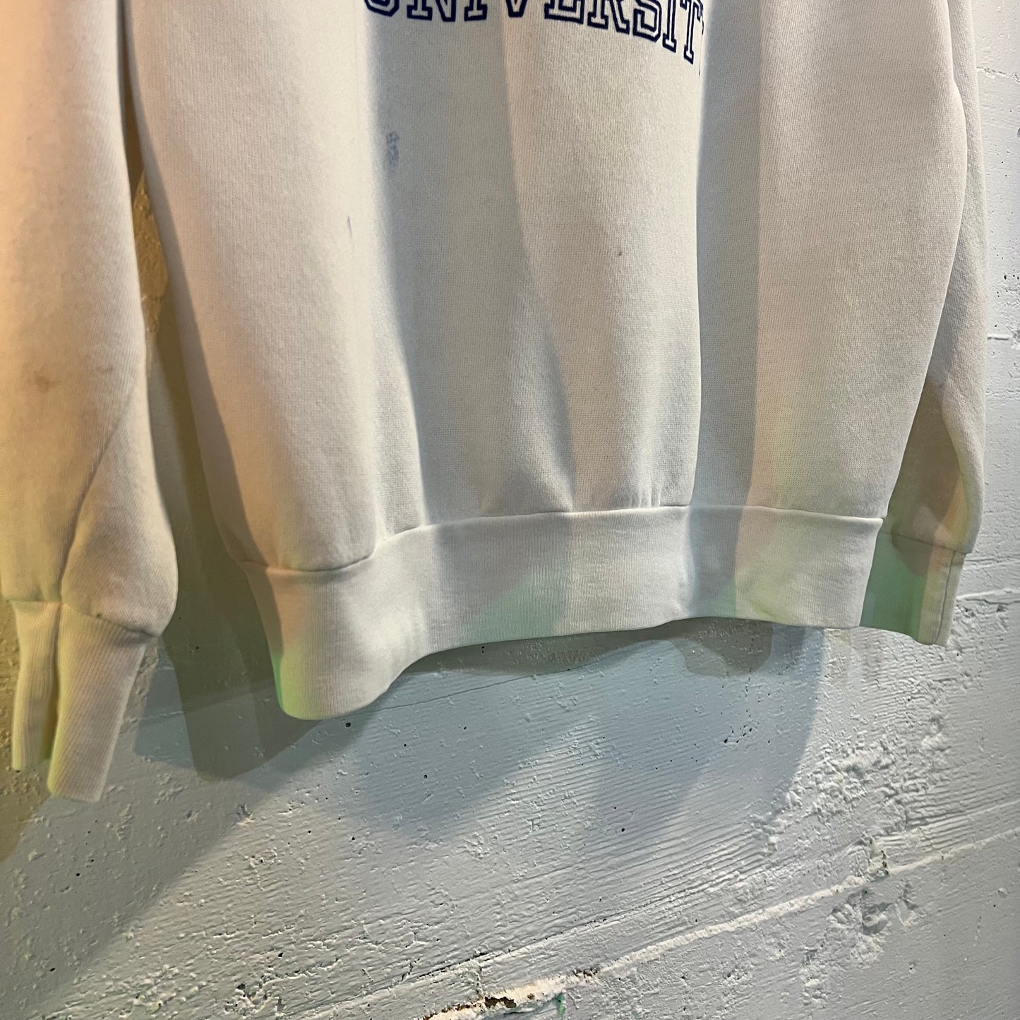 Vintage 80’s Distressed Mackinac Island University Raglan Sleeve Crewneck Sweatshirt - Size Large - Made In USA - White/Blue