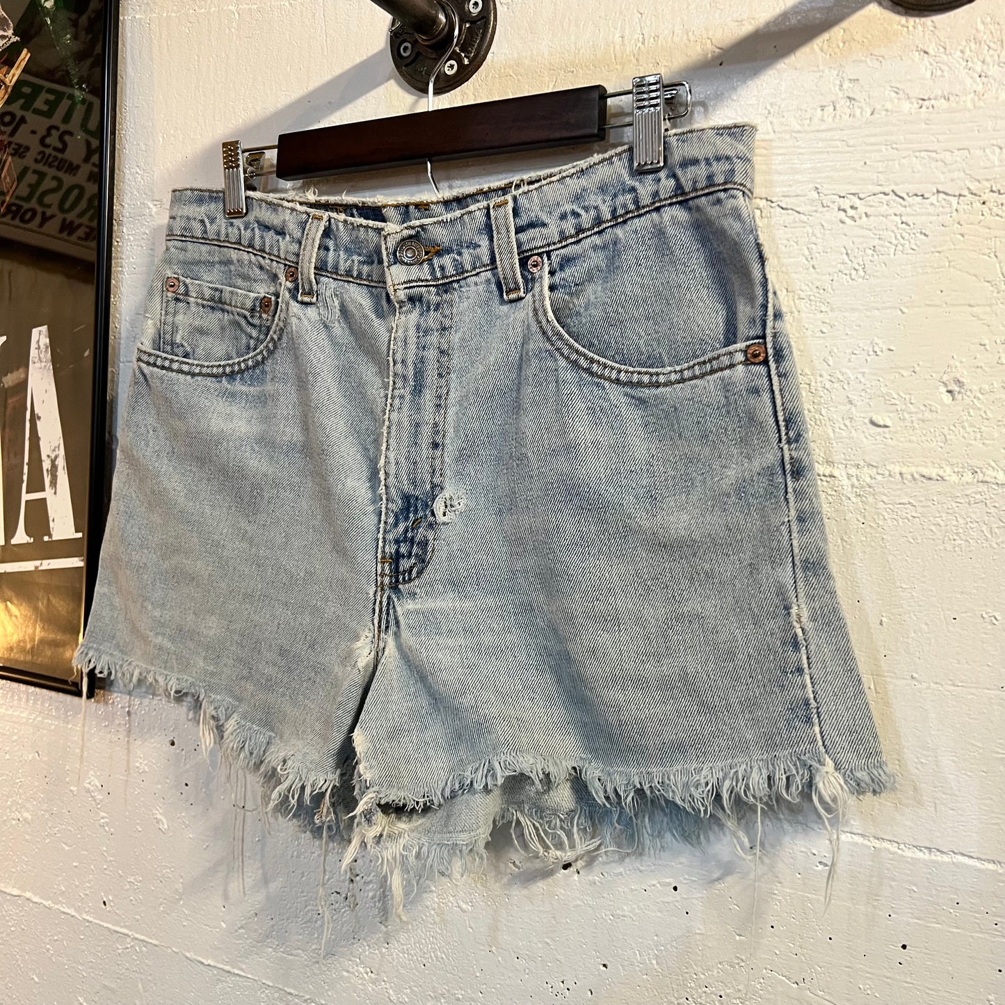 Vintage Levi's 550 Relaxed Fit Cut Off Denim Shorts - Size 33 - Made In USA - Light Wash