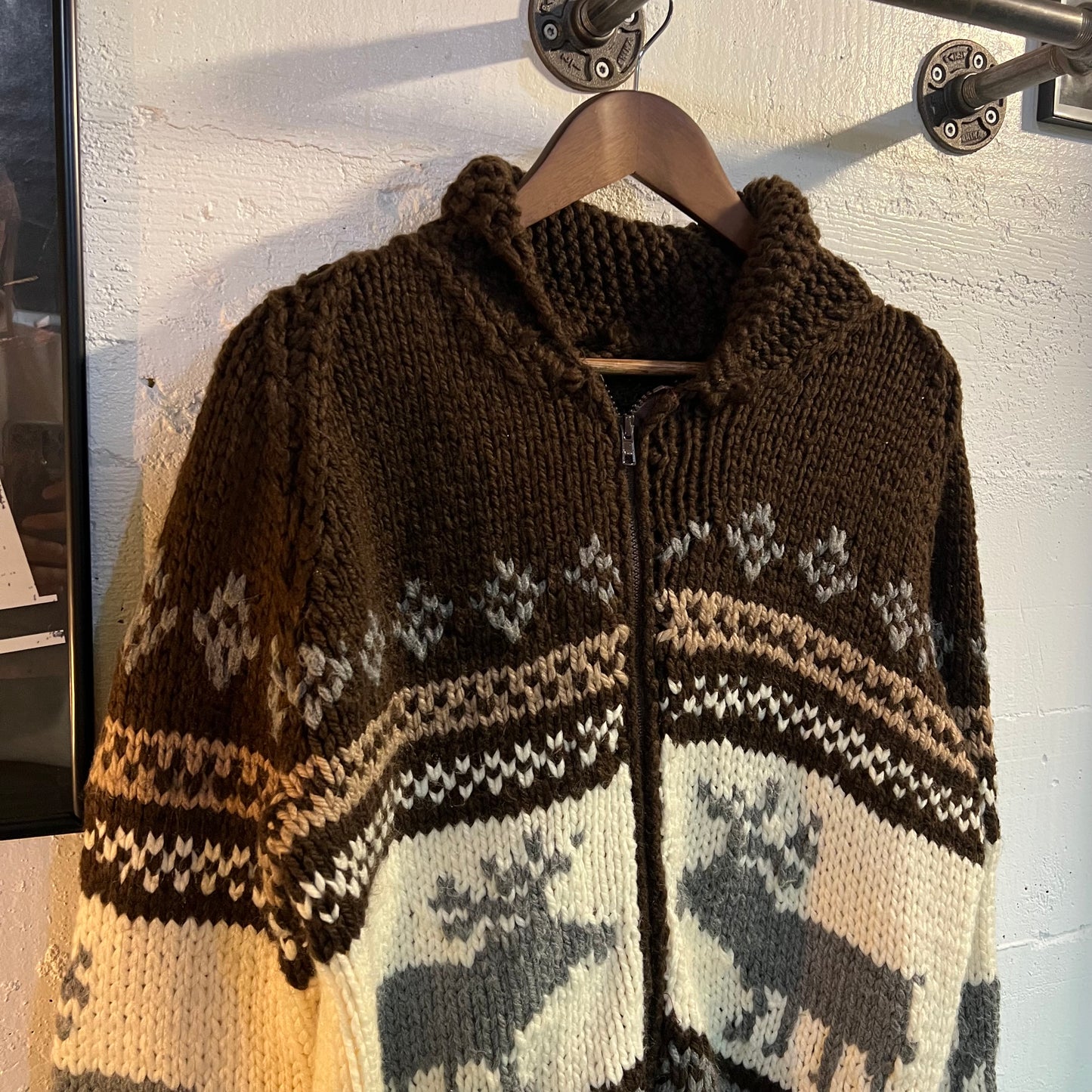 Vintage 1970's Heavy Knit Cotton Moose Intarsia Shawl Collar Zip Sweater - Size L/XL - Cream/Brown
