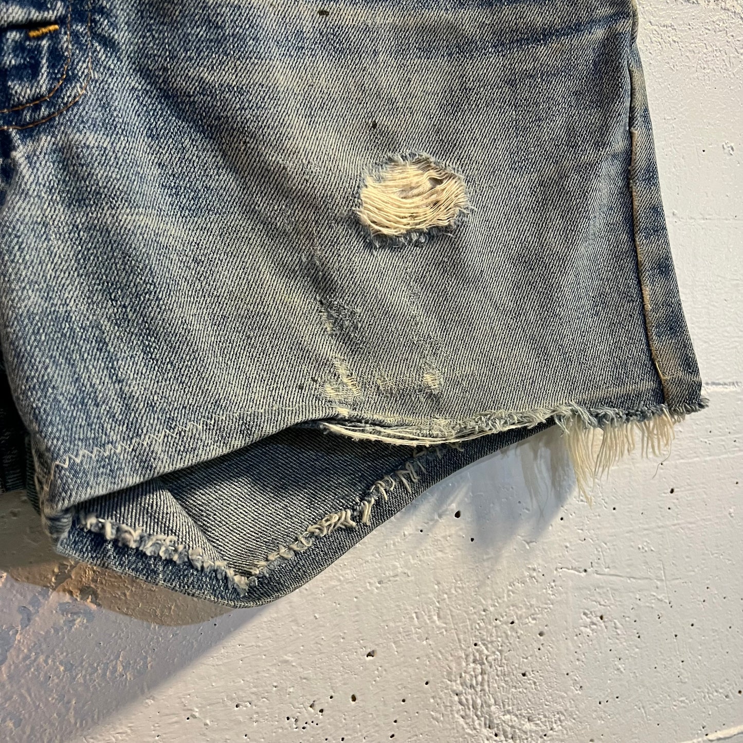Vintage 70's Distressed Levi's Orange Tab Re-Worked Cut Off Denim Shorts - Size 33 - Light Wash - Made In USA