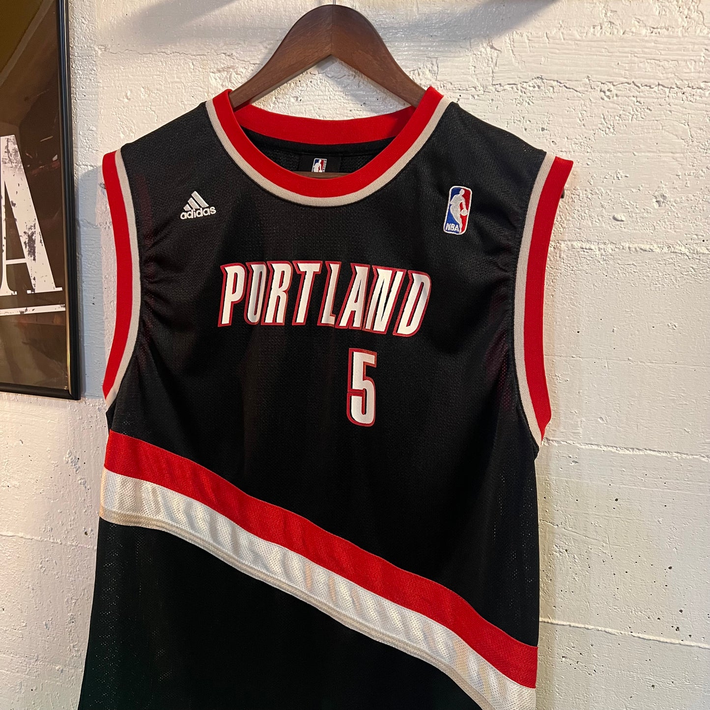 2000’s Adidas Portland Trailblazers ‘Fernandez #5’ Mesh Basketball Jersey - Size Youth XL - Black/Red/White