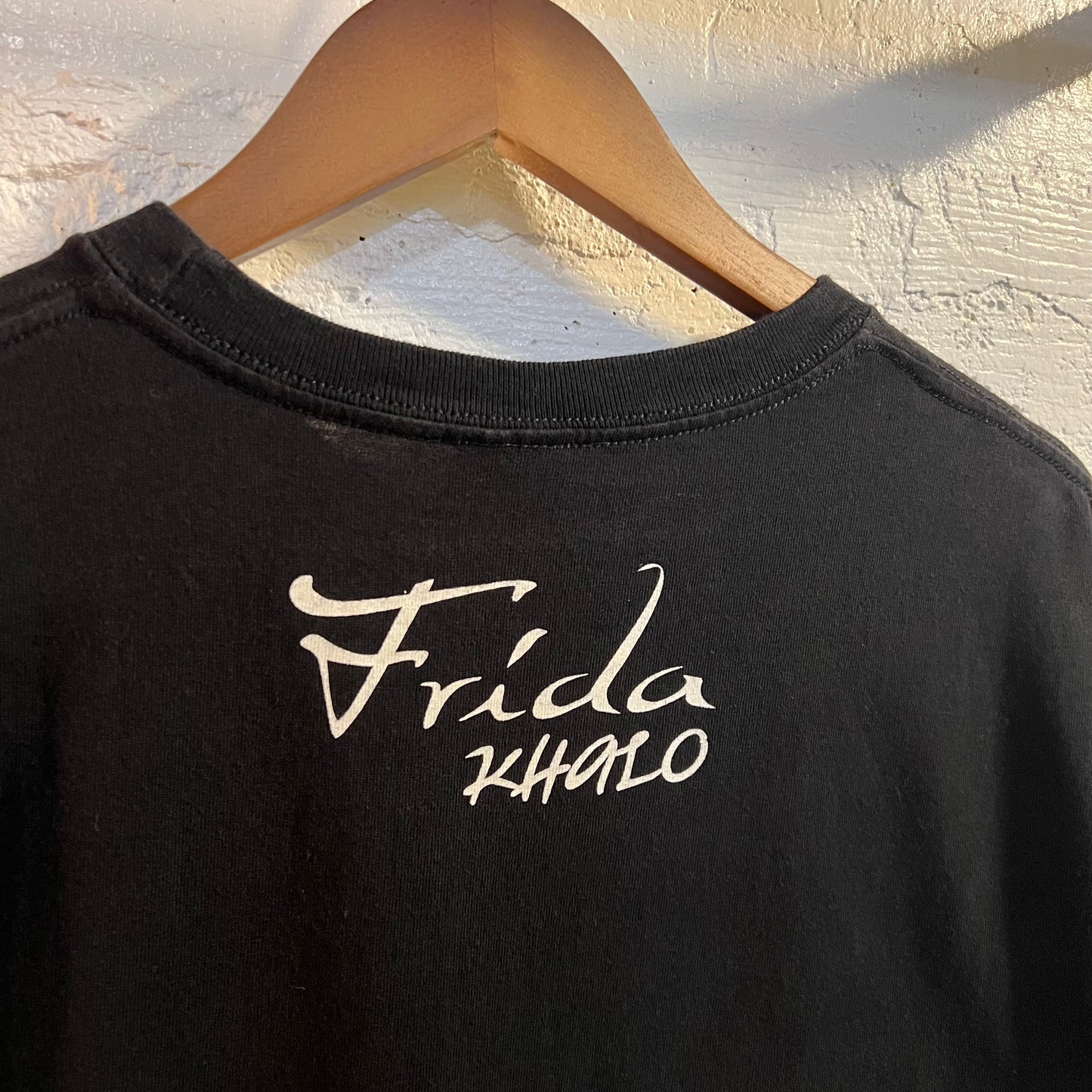 Vintage Y2K Frida Kahlo ‘Tijuana, Baja, Mexico’ T-Shirt - Size Medium - Black/Multi