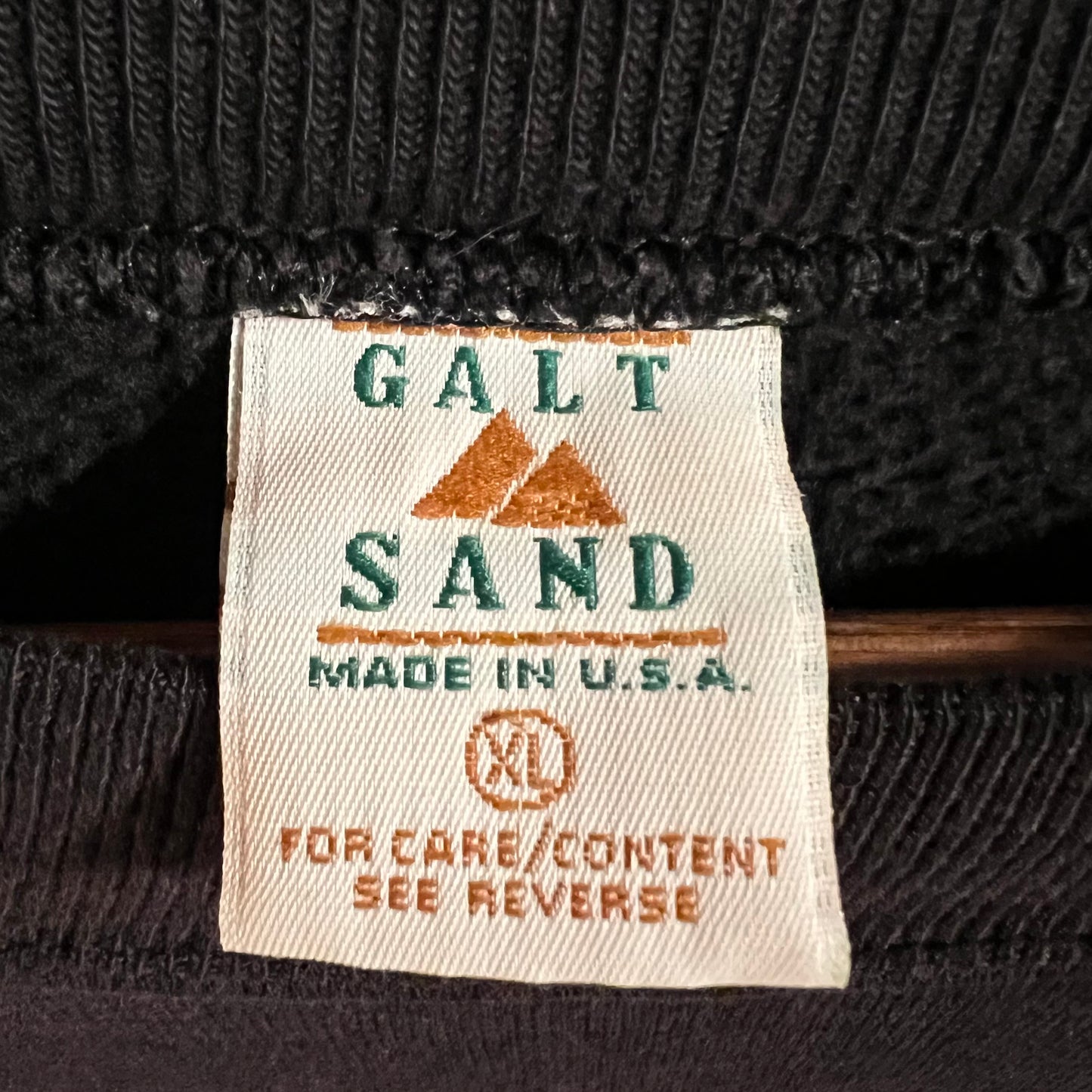 Vintage 90’s Faded Army West Point Puff Print Crewneck Sweatshirt - Size XL - Made In USA - Black/Yellow/White