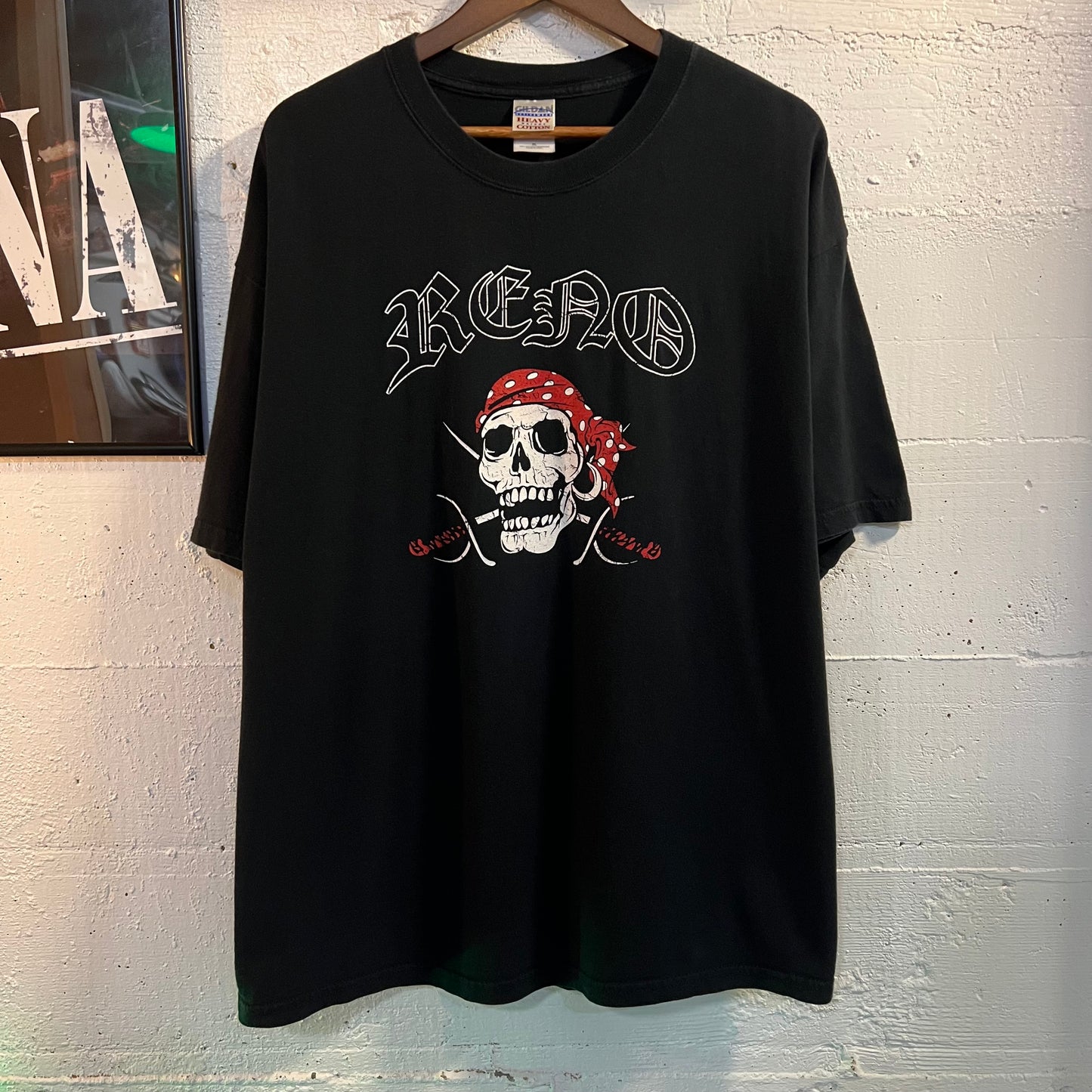 Vintage Y2K 2000's Reno Pirate Jolly Rogers Graphic T-Shirt - Size XL - Black