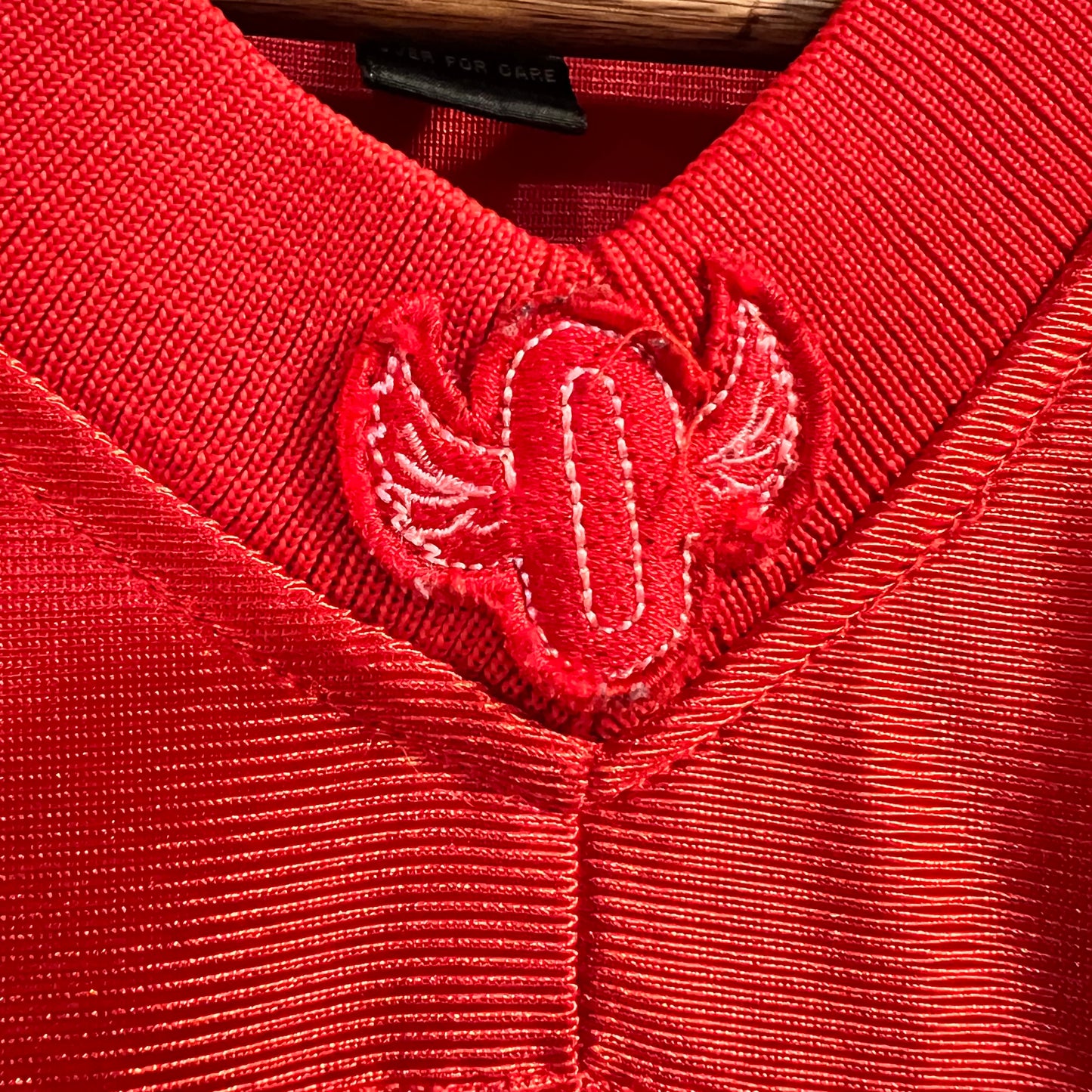 Vintage Rare Outkast Clothing Andre 3000 Mesh Football Jersey - Size XL - Red/White