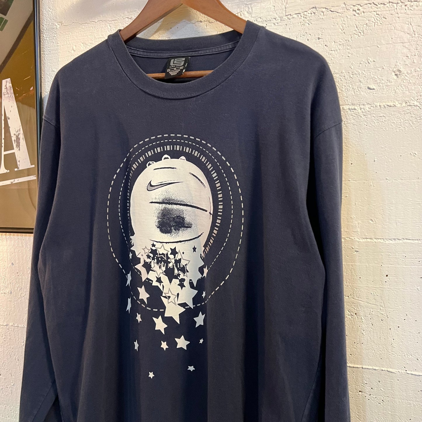 Vintage Nike Lebron James Long Sleeve T-Shirt Size XL