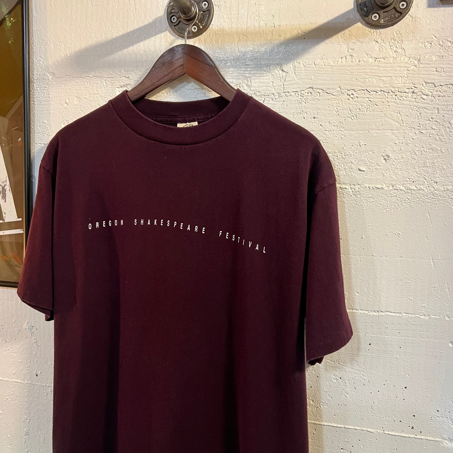 Vintage Oregon Shakespeare Festival Single Stitch T-Shirt - Size Large - Made In USA - Beautiful Maroon Color