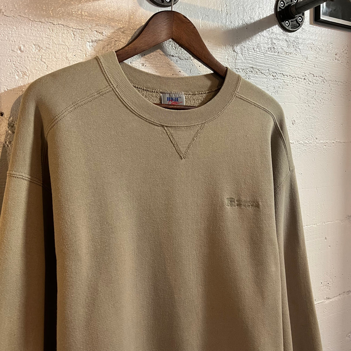 Vintage 90’s Embroidered Russell Athletic Crewneck Sweatshirt - Size Medium - Made In USA - Tan/Beige