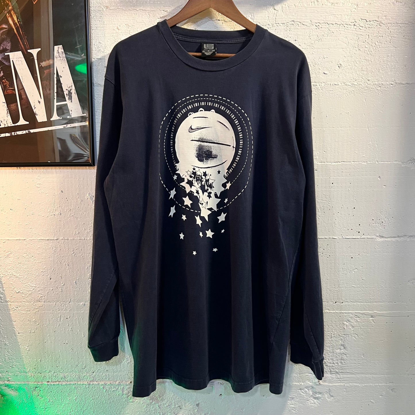 Vintage Nike Lebron James Long Sleeve T-Shirt Size XL