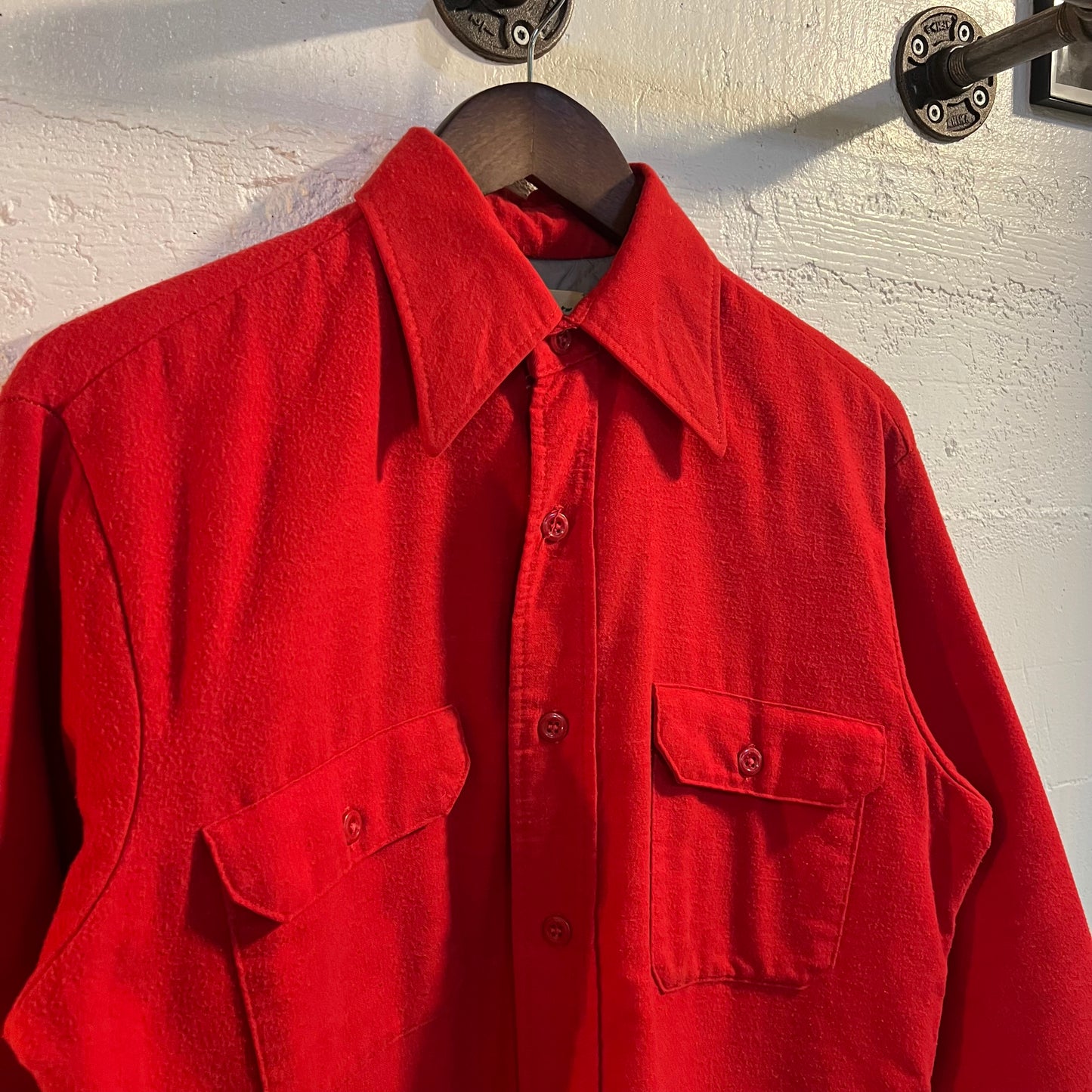 True Vintage 60's/70's Sears Fieldmaster Quilt Lined Flannel Shirt - Size Medium (15-15.5) - Red