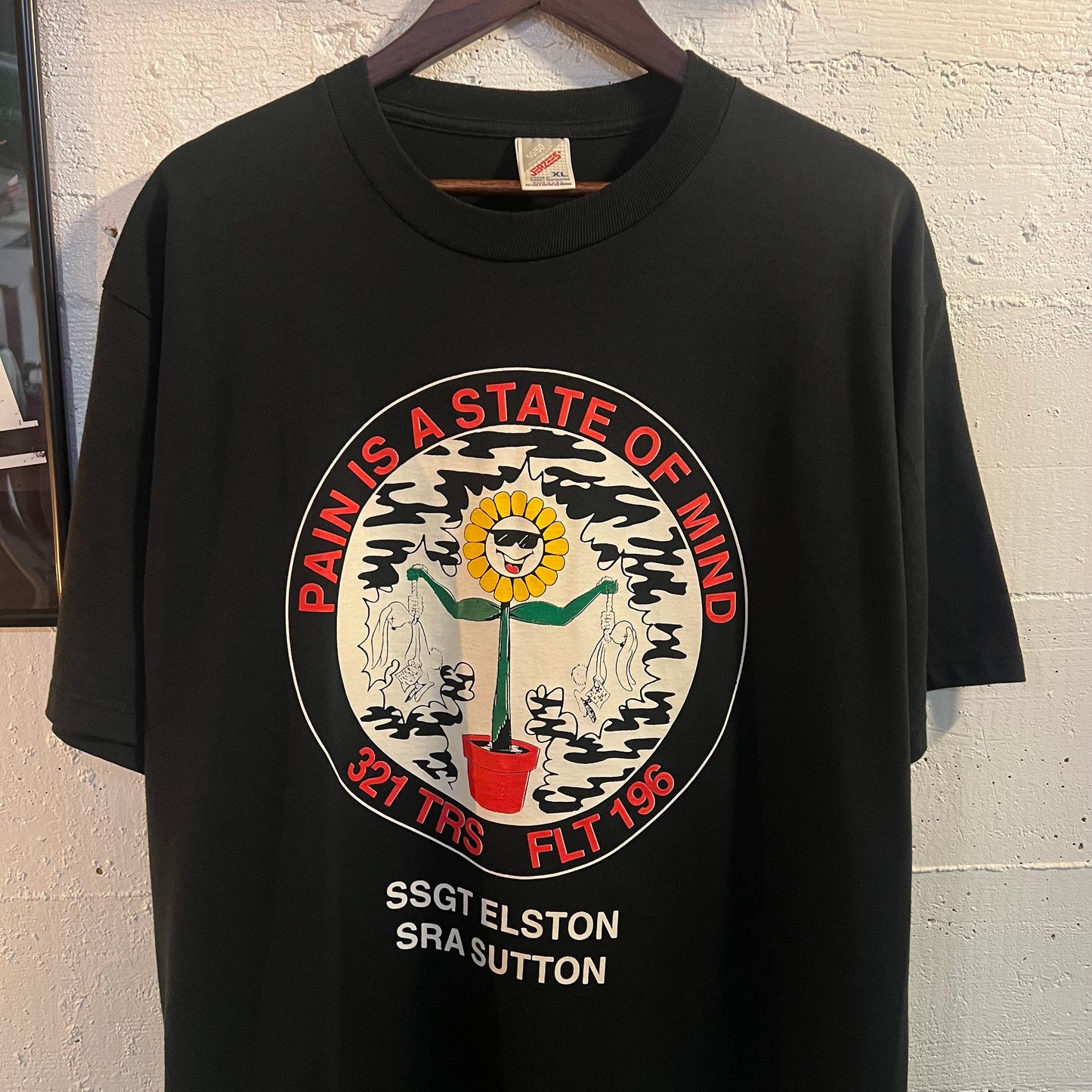 Vintage 90's Military Squadron 'Pain is a state of mind' Graphic T-Shirt - Size XL - Made In USA - Jerzees - 1996