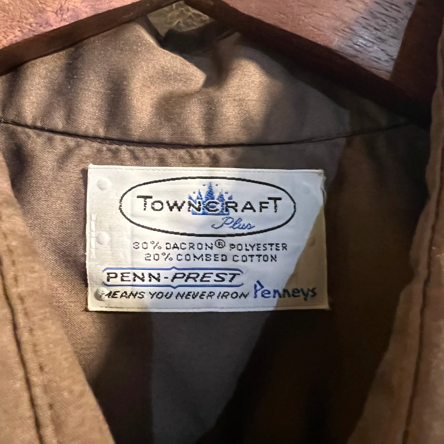 True Vintage 1960’s Towncraft Plus Penney’s Penn-Prest Button Up Shirt - Size Medium - Brown - Made In USA