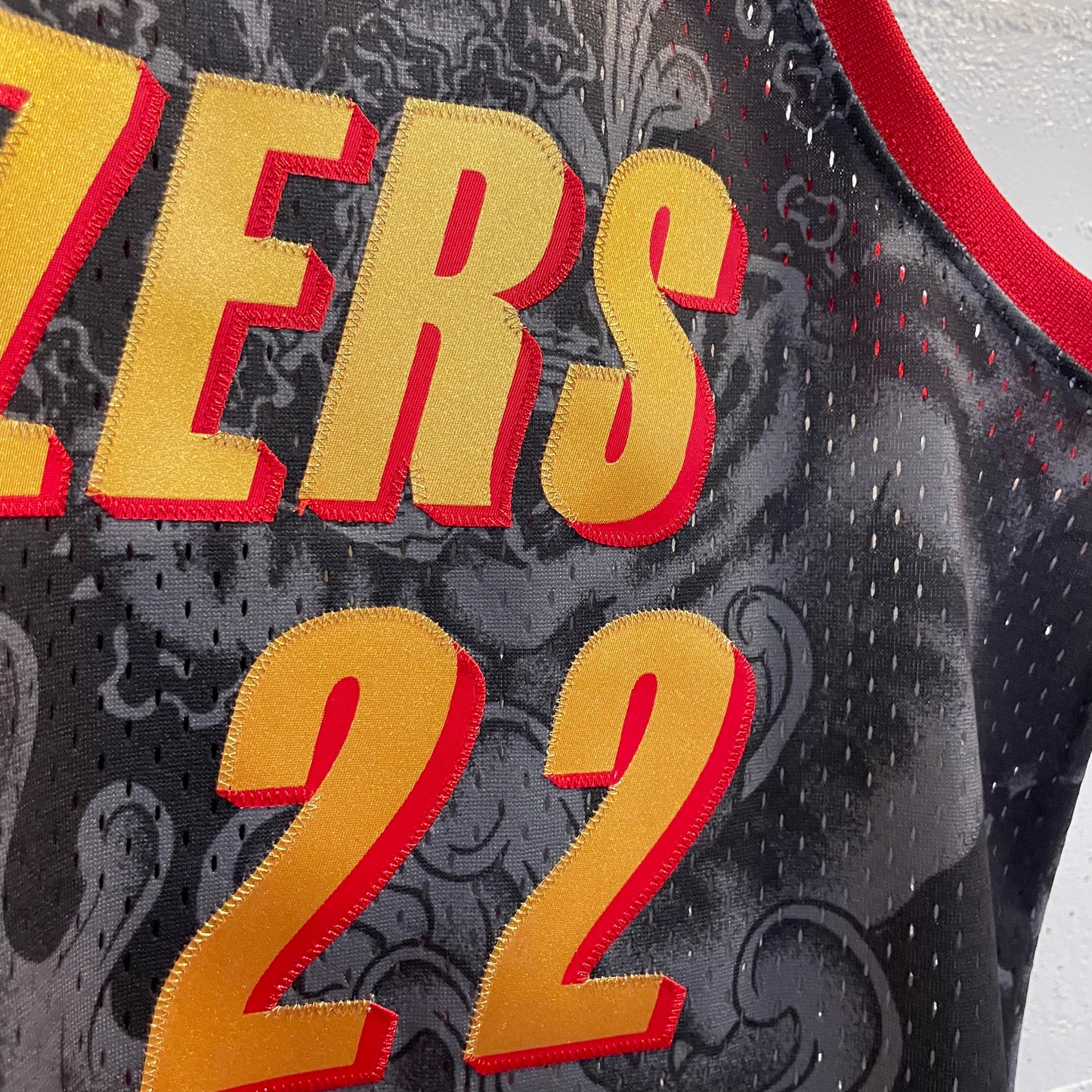 Portland Trailblazers Clyde Drexler Mitchell & Ness Black Hardwood Classics 1991-92 Lunar New Year Swingman Jersey Size M/L