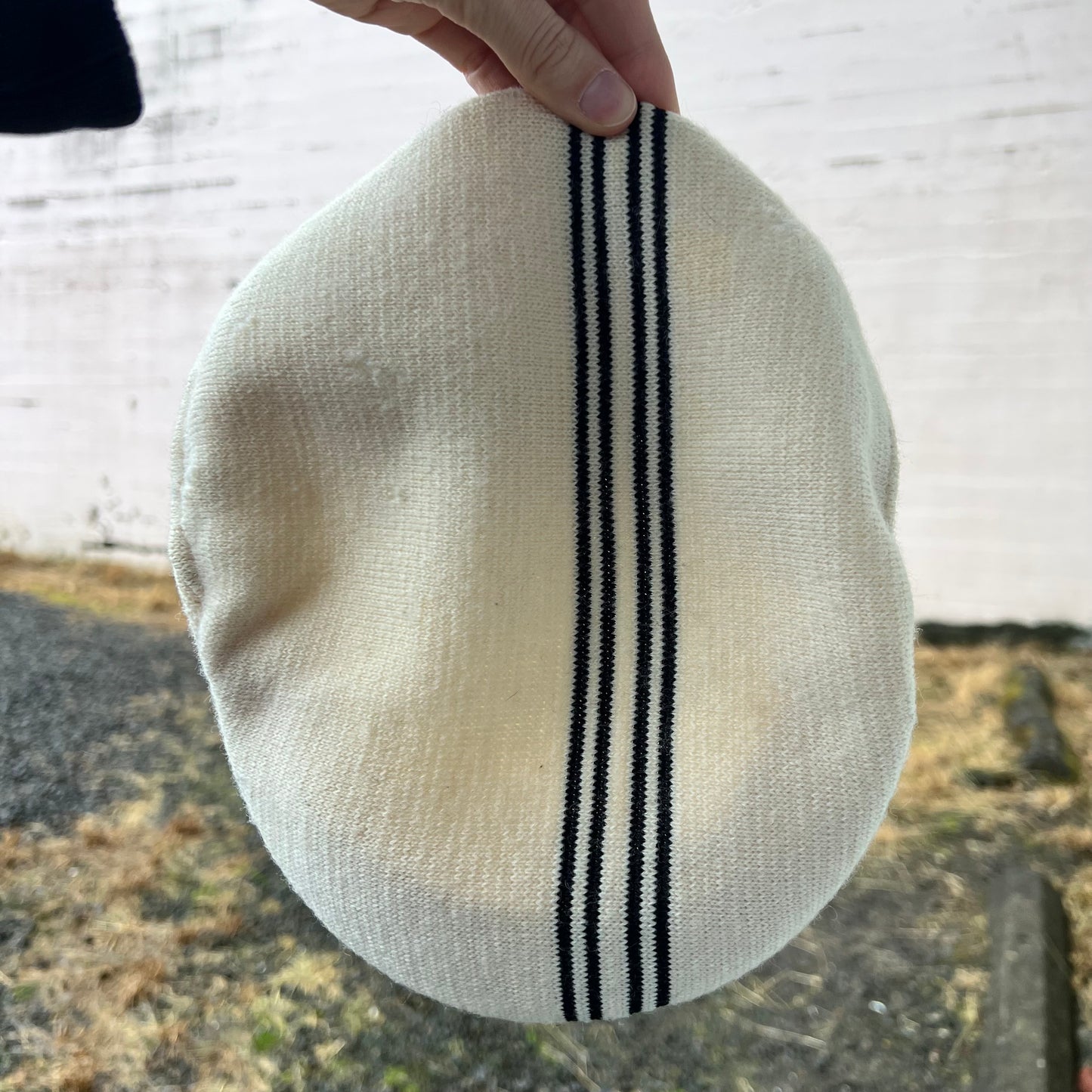 Vintage Kangol Knitted Striped Flat Cap Hat - Size O/S - Made In Great Britain - Beige/Black