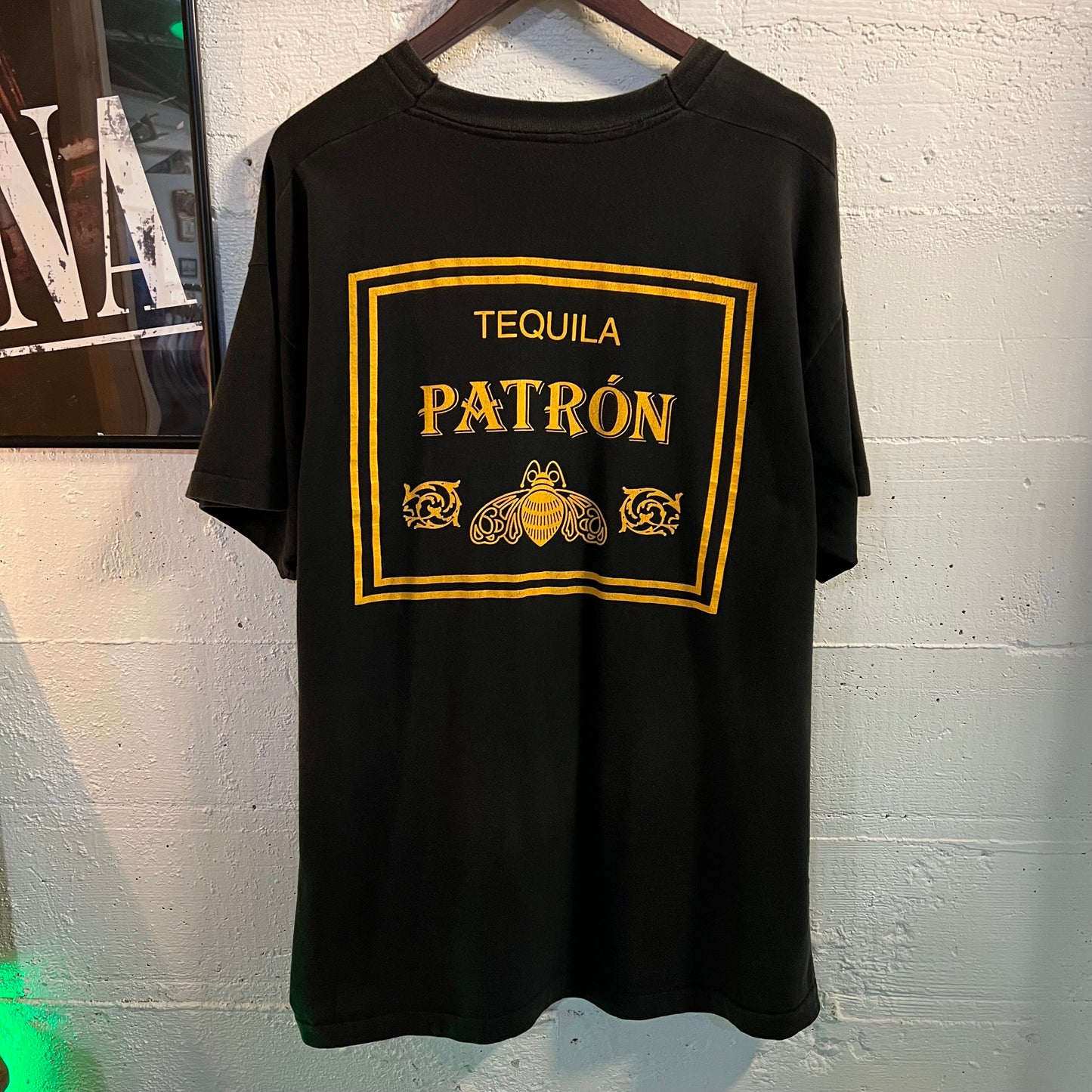 Vintage 90's Patrón Tequila Single Stitch Distressed T-Shirt - Size XL - Made In USA - Black/Gold