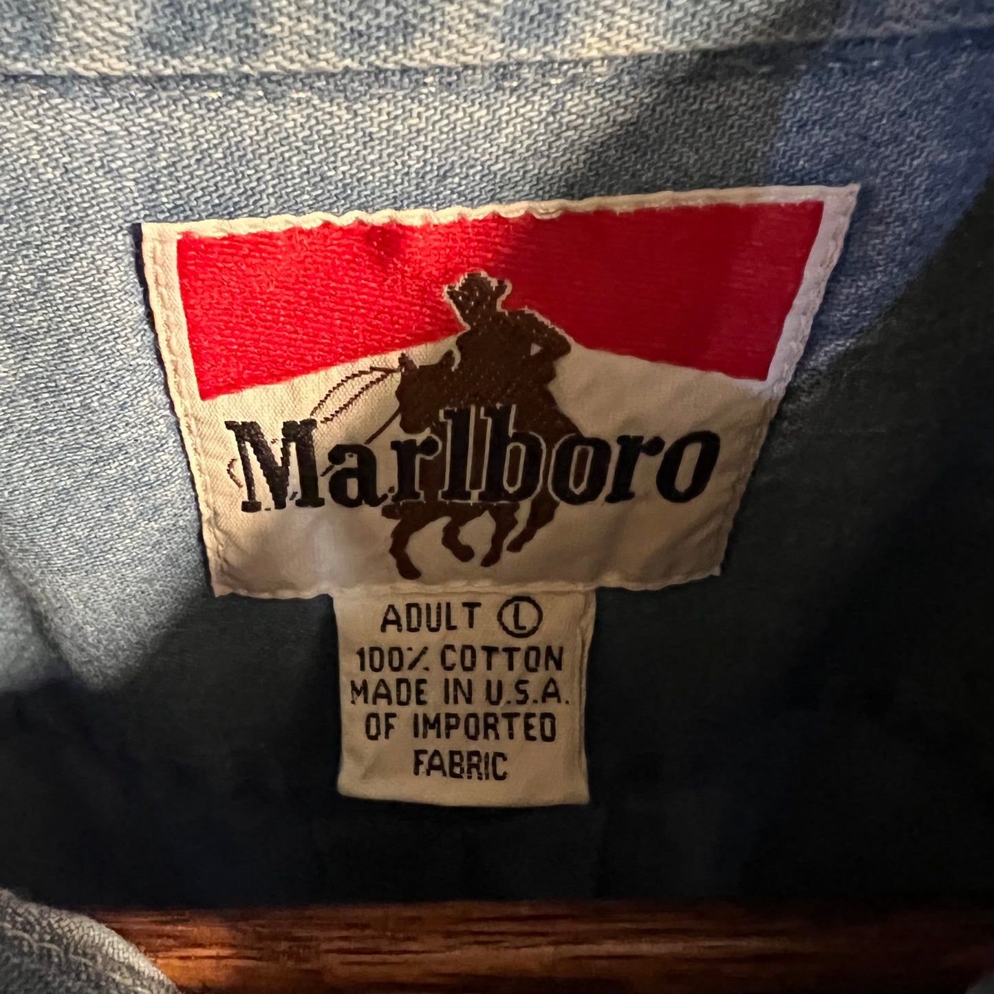 Vintage 90’s Marlboro Denim Button Up Long Sleeve Shirt - Size Large - Made In USA - Light Wash