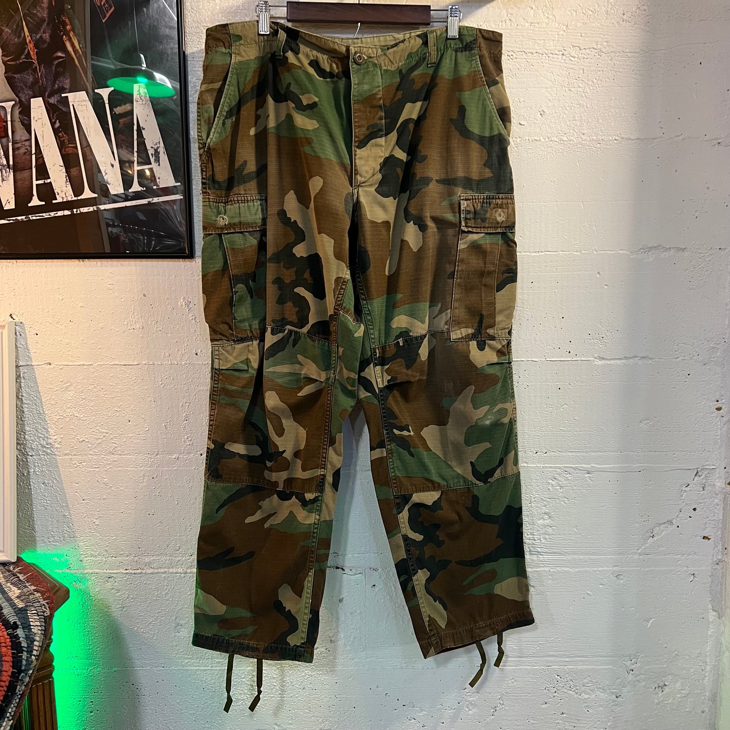 Vintage 80's U.S. Army Woodland Camo Combat Hot Weather Pants - Size Large (35") - Made In USA