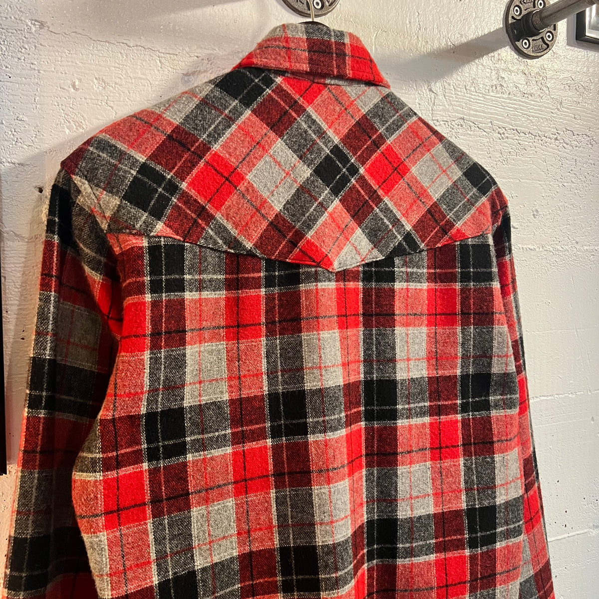 Vintage Hand Made Pearl Snap Southwestern Wool Plaid Flannel - Size Large - Red/Grey/White/Black
