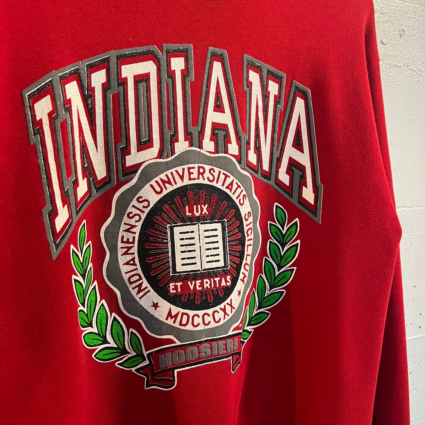 Vintage 80's University of Indiana Hoosiers 'Crest' Crewneck Sweatshirt - Size Medium - Made In USA - Red/Multi