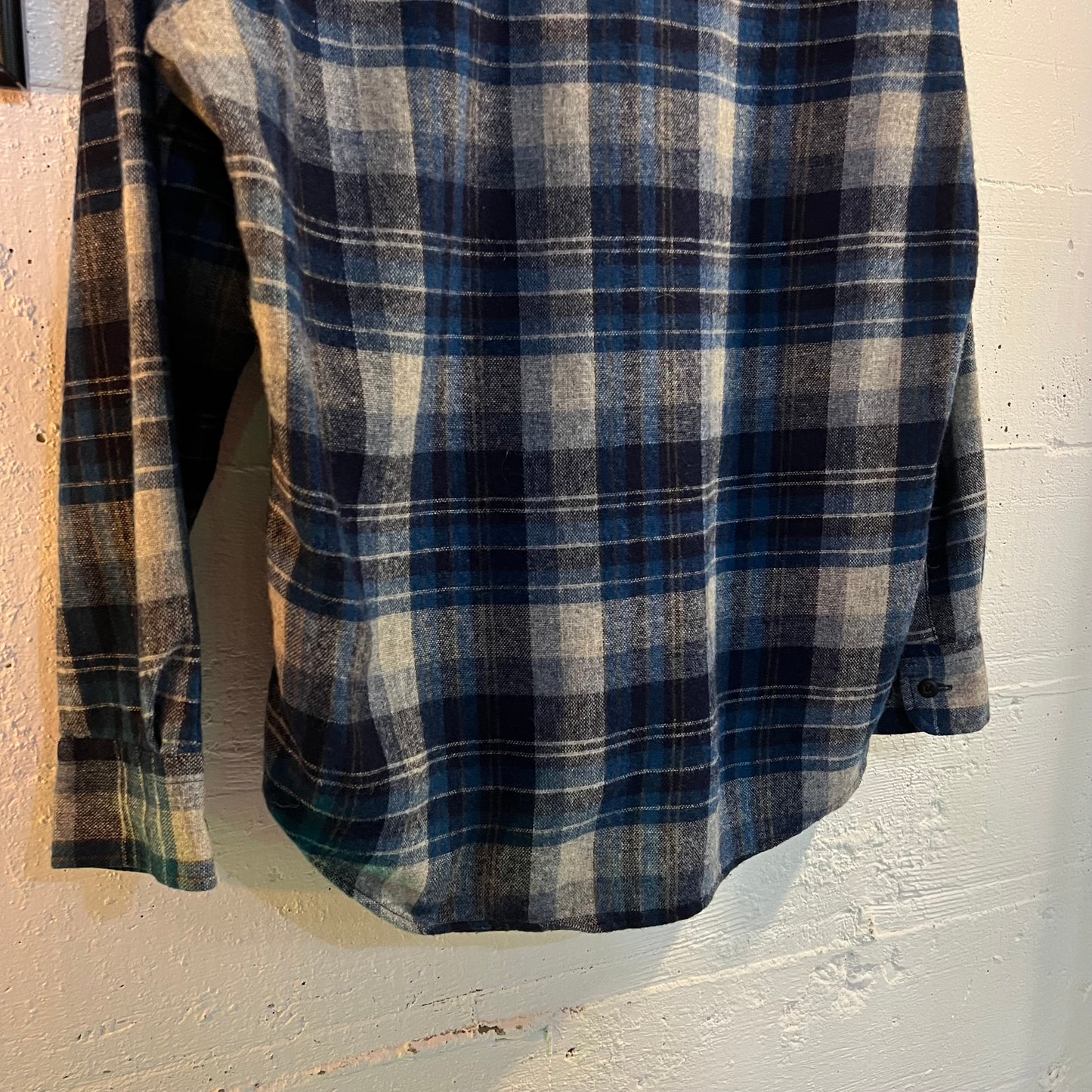 Vintage Fieldmaster Wool Blend Plaid Flannel - Size Medium - Blue/Grey