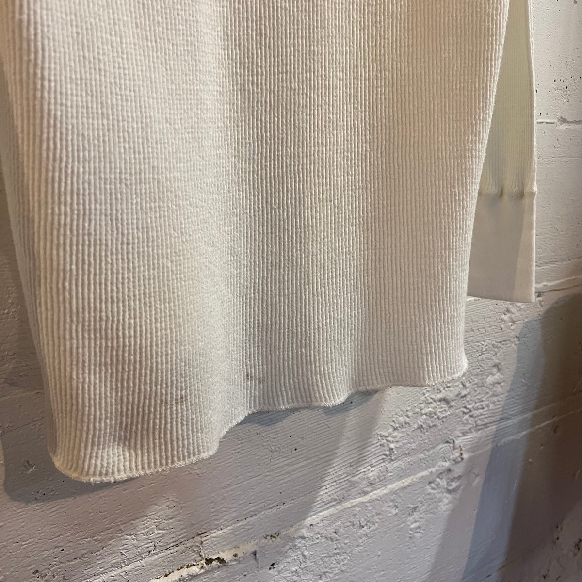 Vintage 50's/60's Cotton Waffle Knit Long Sleeve Split Hem Thermal Shirt - Size Medium/Large - Made In USA - White