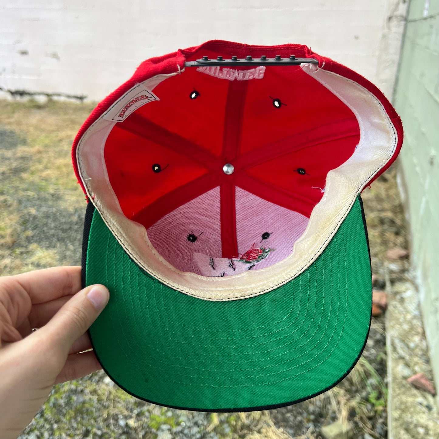 Vintage Nutmeg Mills Wisconsin Badgers '94 Rose Bowl Champions Snapback Hat - O/S - Made In USA