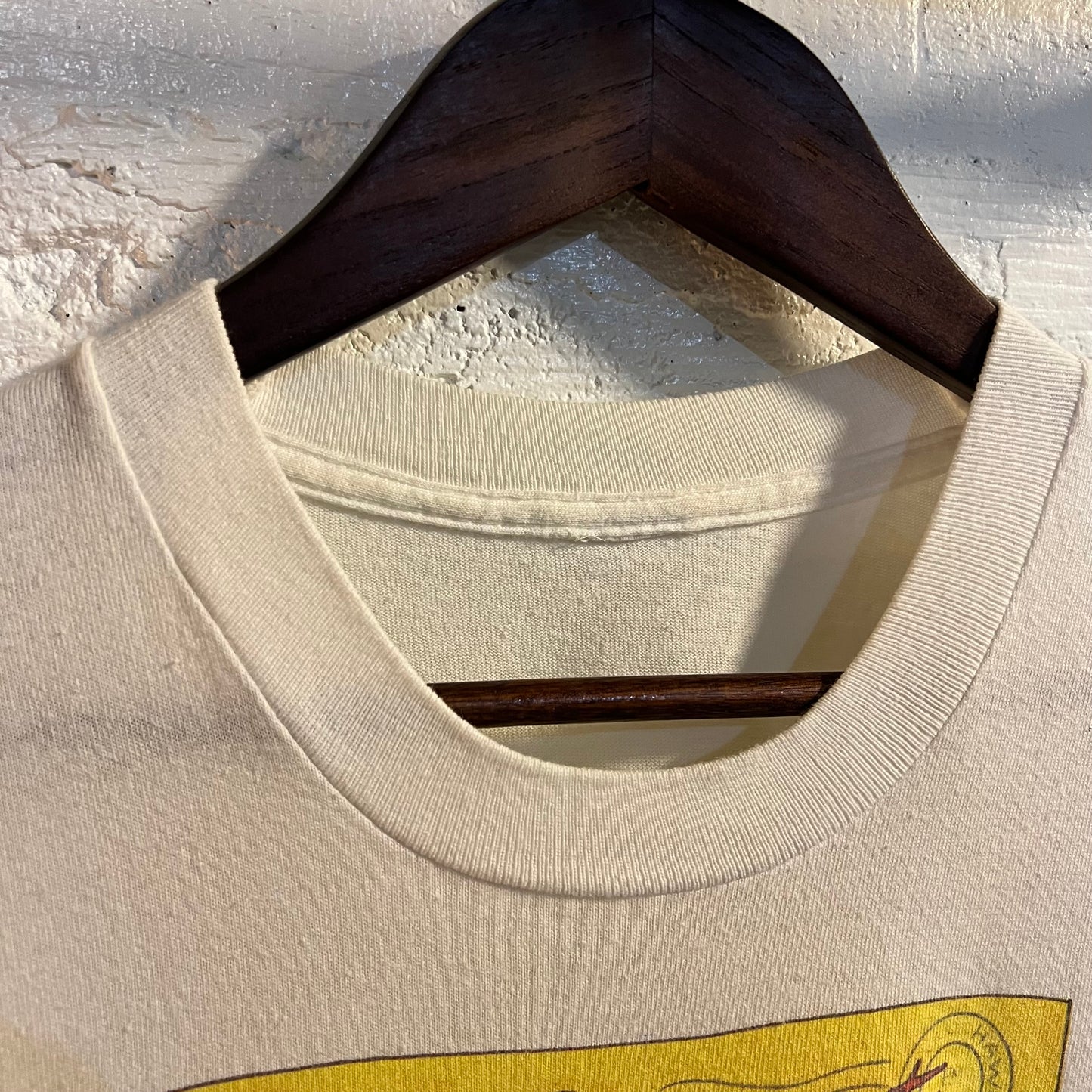 Vintage 1984 Mary Engelbreit ‘A Day At The Beach’ Single Stitch Art T-Shirt - Size Small - Made In USA - White/Multicolor
