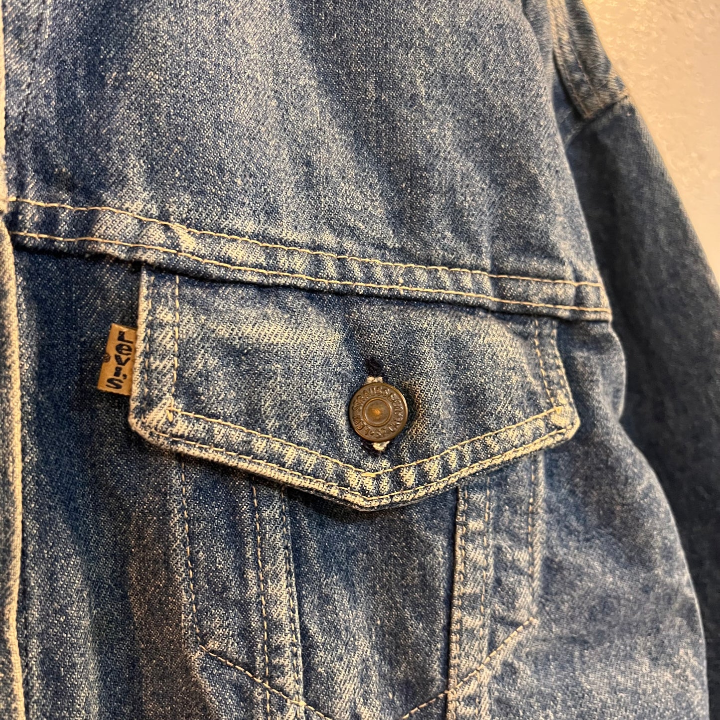 Vintage 90's Levi's Brown Tab Type III Denim Trucker Jacket - Size Small - Made In USA - Medium Stone Wash Blue