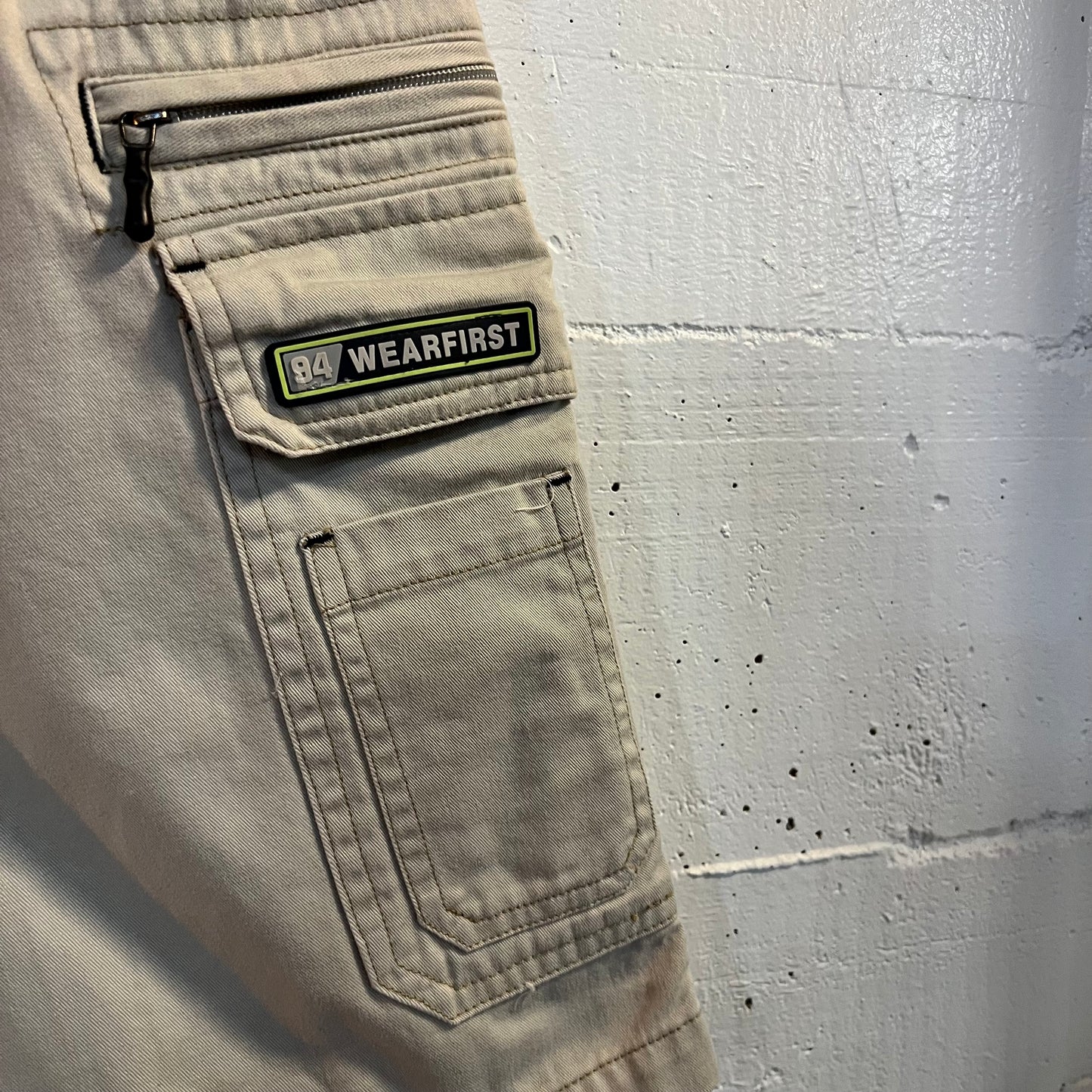 Vintage Y2K Wearfirst Baggy Cargo Shorts - Size 29 - Tan