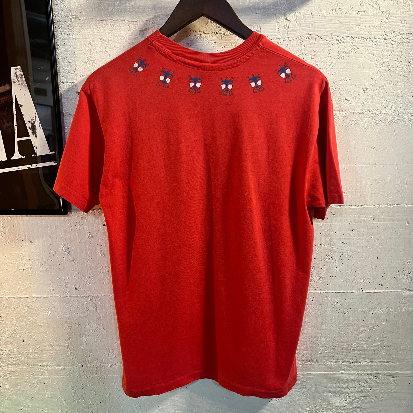 Vintage 90's Single Stitch Alaskan Indigenous Art Graphic T-Shirt - Size Medium - Made In USA - Pink/Multi