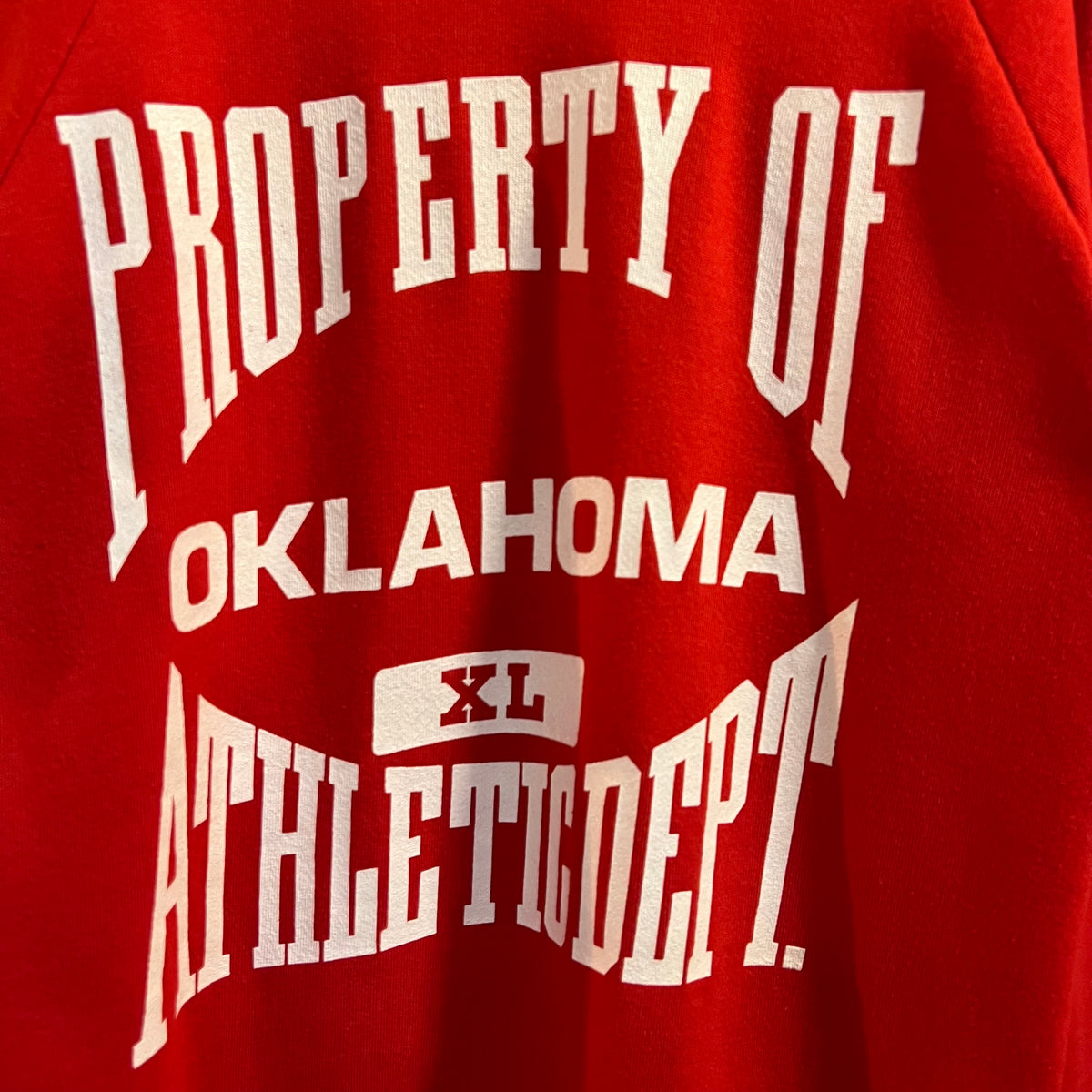 Vintage 80’s Jerzees Property Of Oklahoma Athletic Department Raglan Crewneck Sweatshirt - Size XL - Made In USA - Red/White