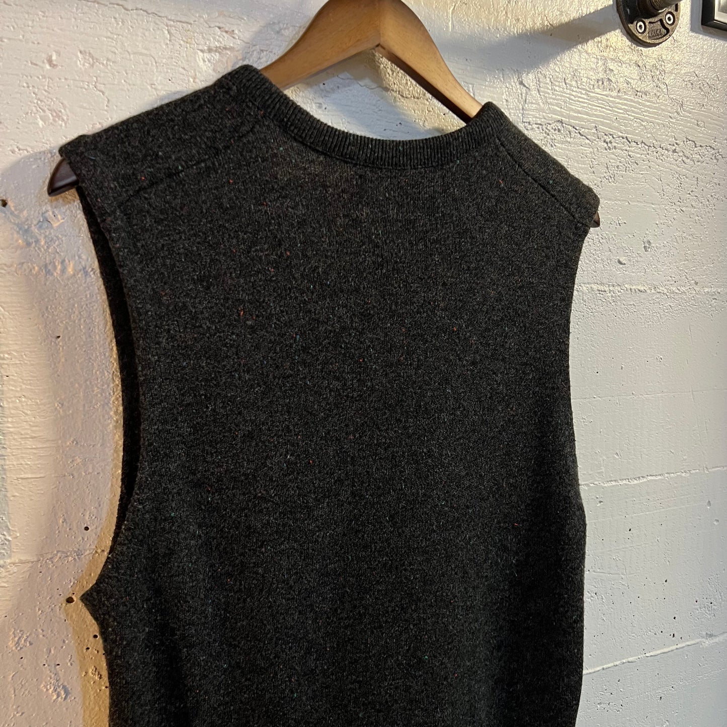 Vintage Robert Bruce Orlon Speckled Sweater Vest - Size Large - Union Made - Dark Grey/Multi