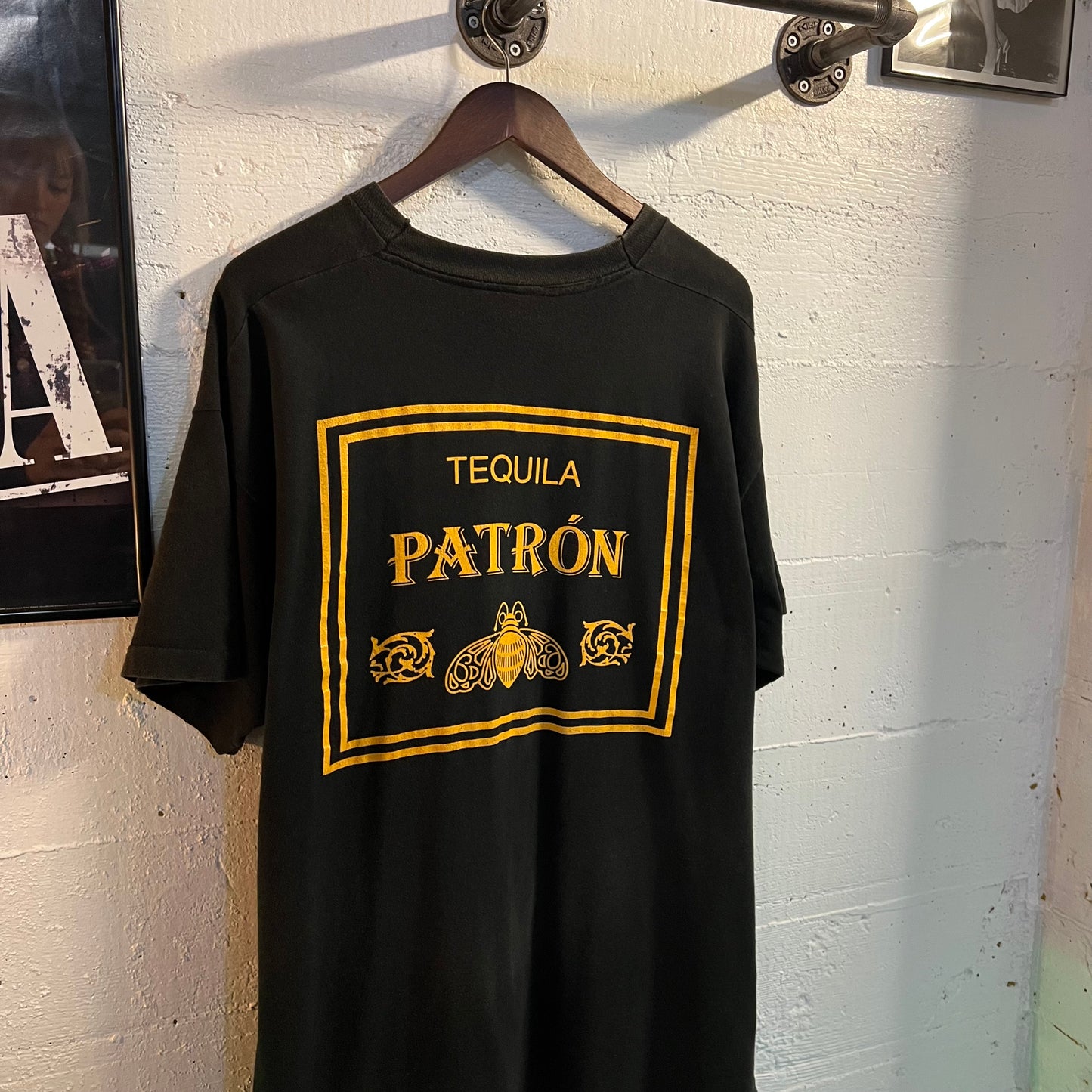 Vintage 90's Patrón Tequila Single Stitch Distressed T-Shirt - Size XL - Made In USA - Black/Gold
