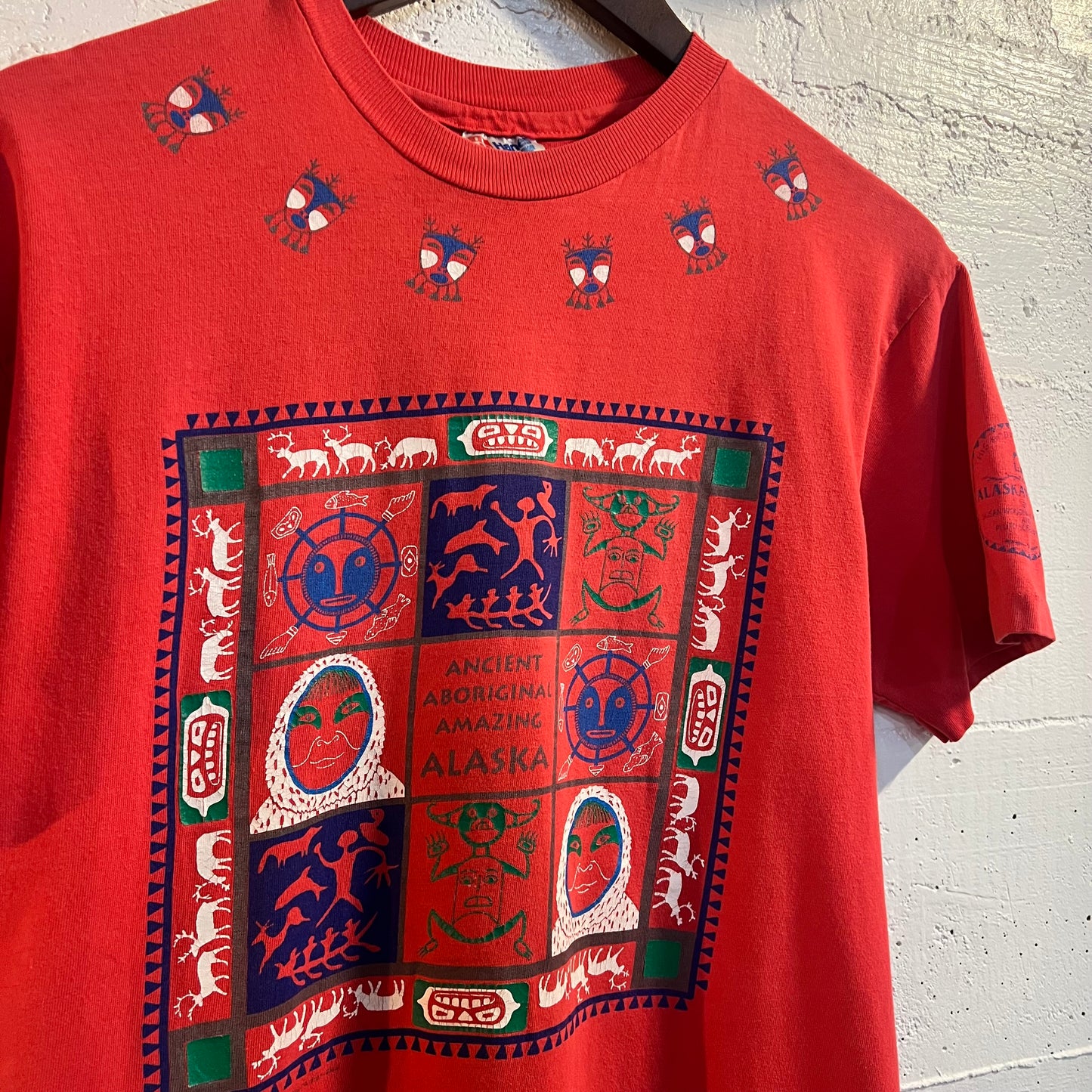 Vintage 90's Single Stitch Alaskan Indigenous Art Graphic T-Shirt - Size Medium - Made In USA - Pink/Multi
