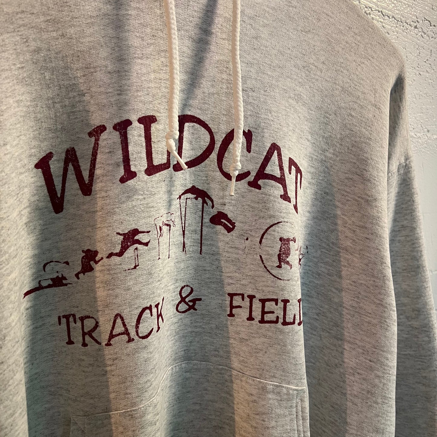 Vintage 90's Wildcat Track & Field Hoodie Sweatshirt - Size Large - Ash Heather Gray/Red