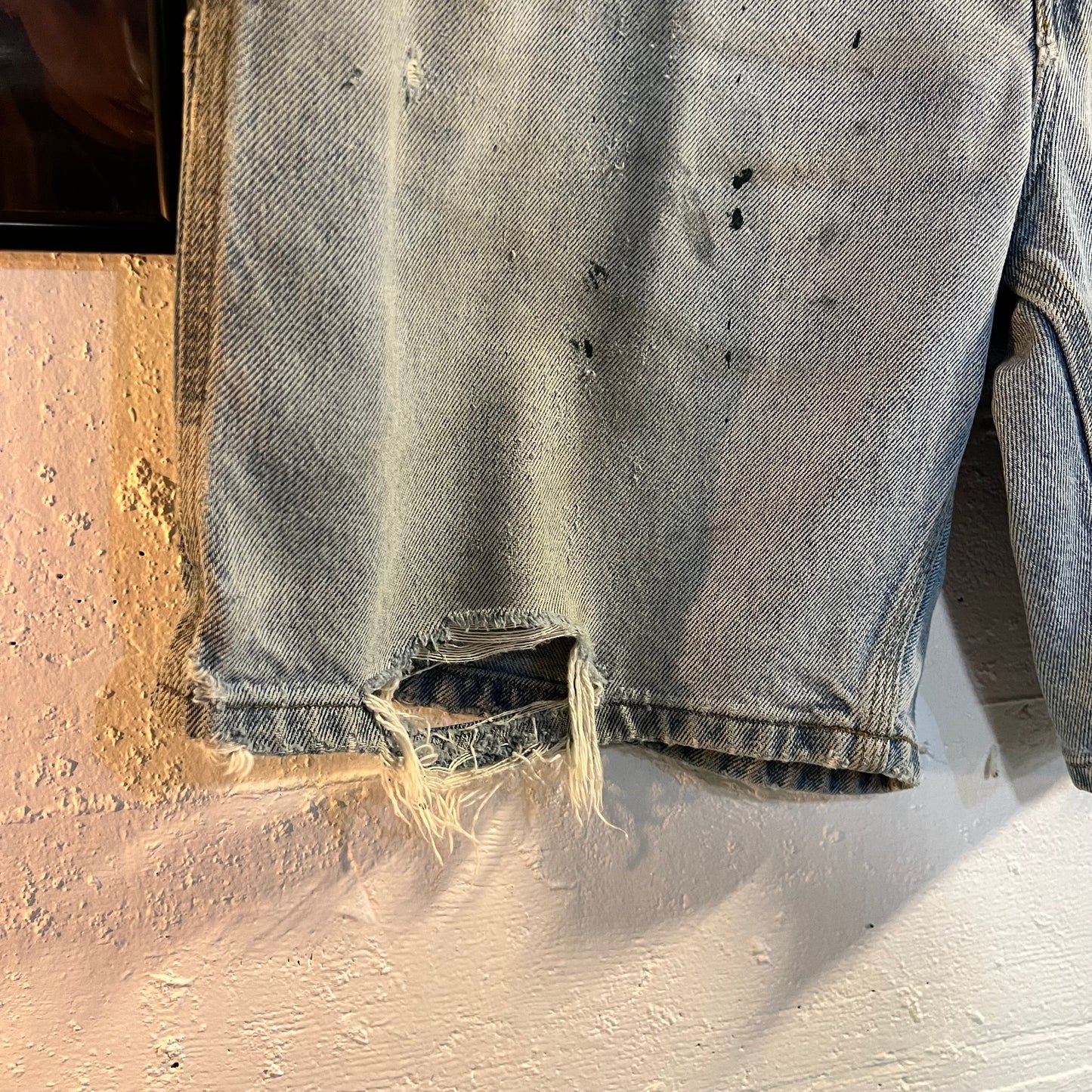 Vintage Distressed Carhartt Denim Cargo Shorts - Size 36 - Faded Light Wash