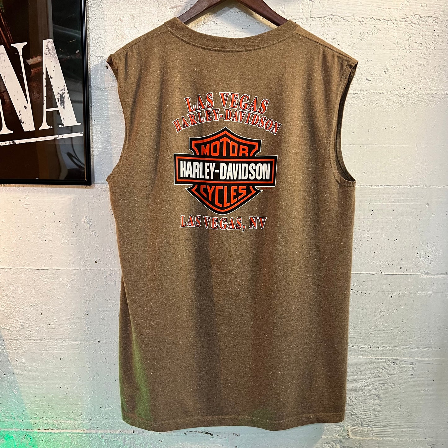 Vintage 2005 Harley Davidson Las Vegas, Nevada Muscle T-Shirt - Size Large - Made In USA - Brown/Multicolor