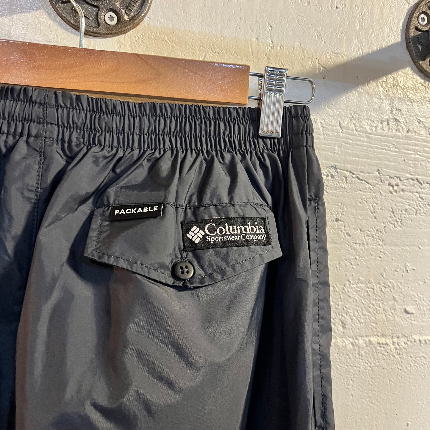 Vintage Columbia Sportswear Women's Packable Waterproof Pants - Size Small - Navy
