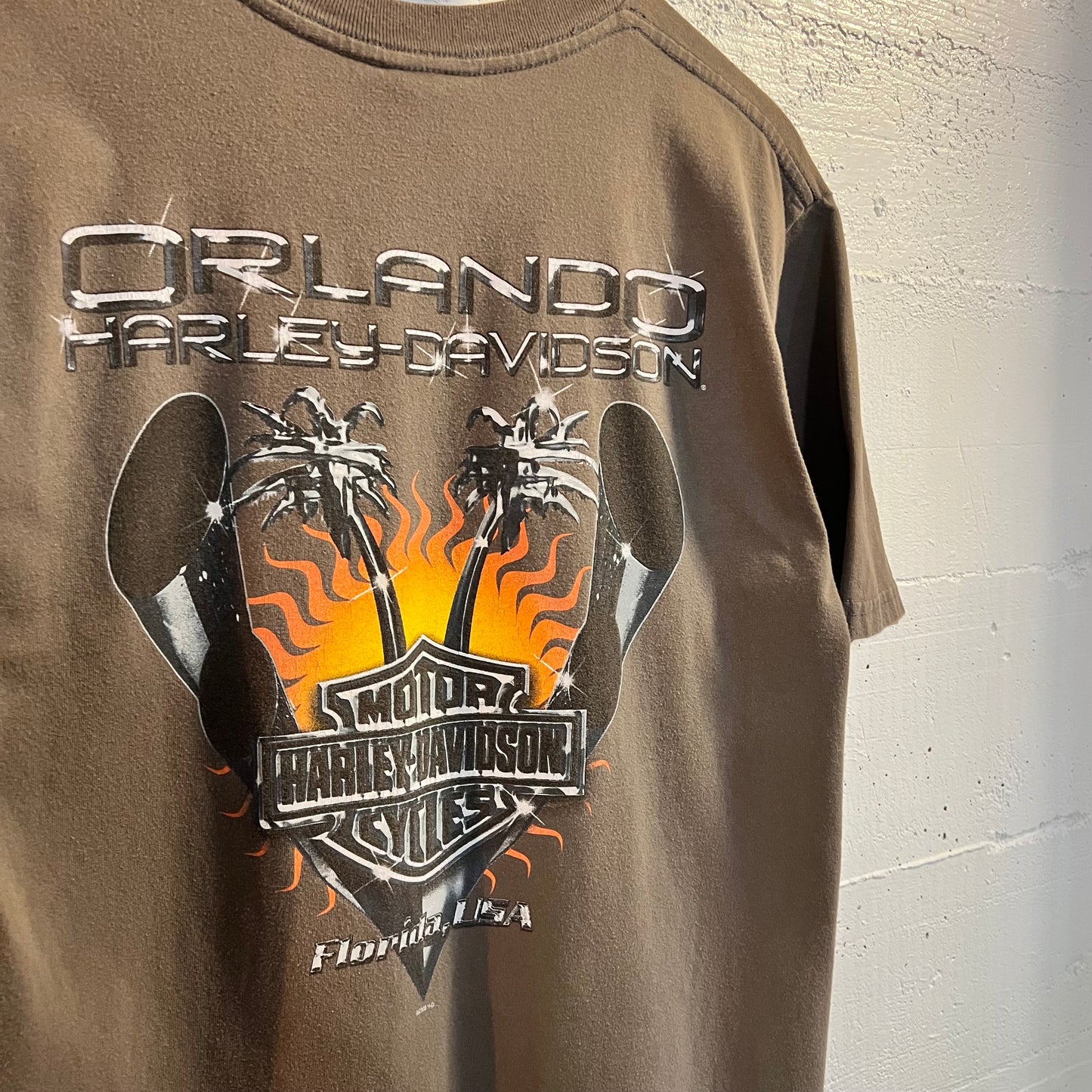 Y2K Harley Davidson Orlando, Florida Chrome T-Shirt - Size Large - Made In USA - Grey/Multicolor