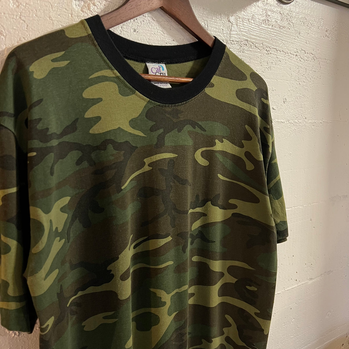 Vintage Army/Woodland Camo Single Stitch T-Shirt - Size Large - Made In USA - Earth Toned