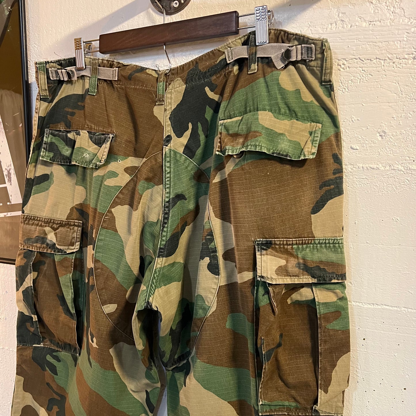 Vintage 80's U.S. Army Woodland Camo Combat Hot Weather Pants - Size Large (35") - Made In USA