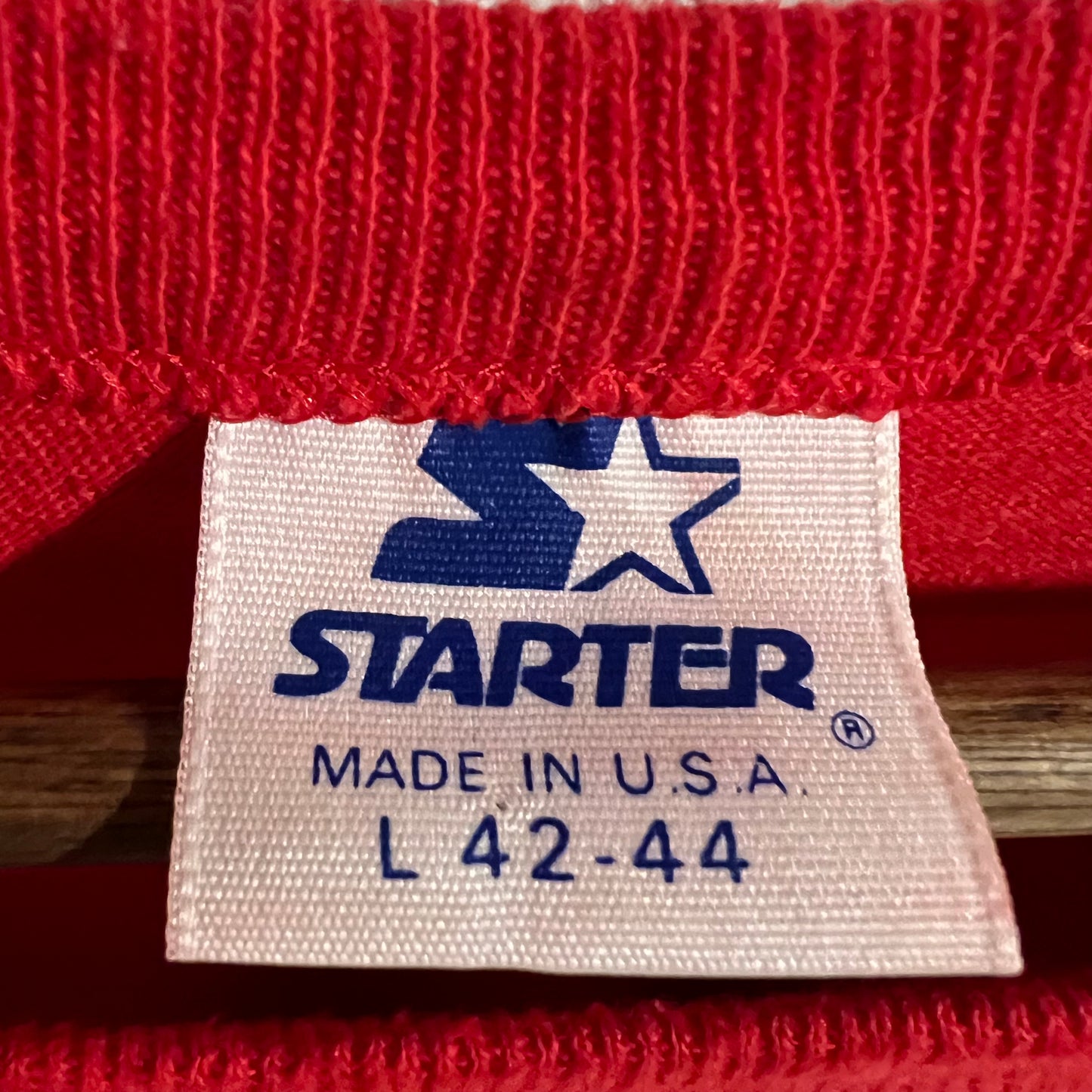 Vintage 80’s Starter New England Patriots NFL Single Stitch T-Shirt - Size Large - Made In USA - Red/White/Blue