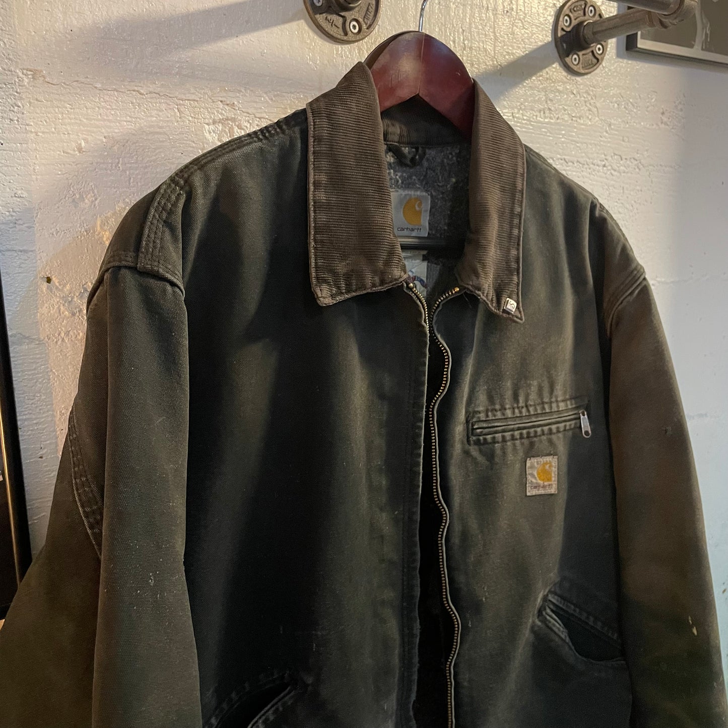 Vintage 2000's Distressed Embroidered Carhartt Detroit Blanket Lined Jacket - Size Large - Black - J01-BLK