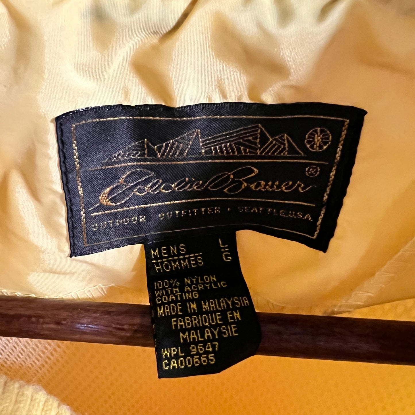 Vintage 1980's Eddie Bauer Pastel Zip Up Windbreaker Jacket - Size Large - Pastel Yellow