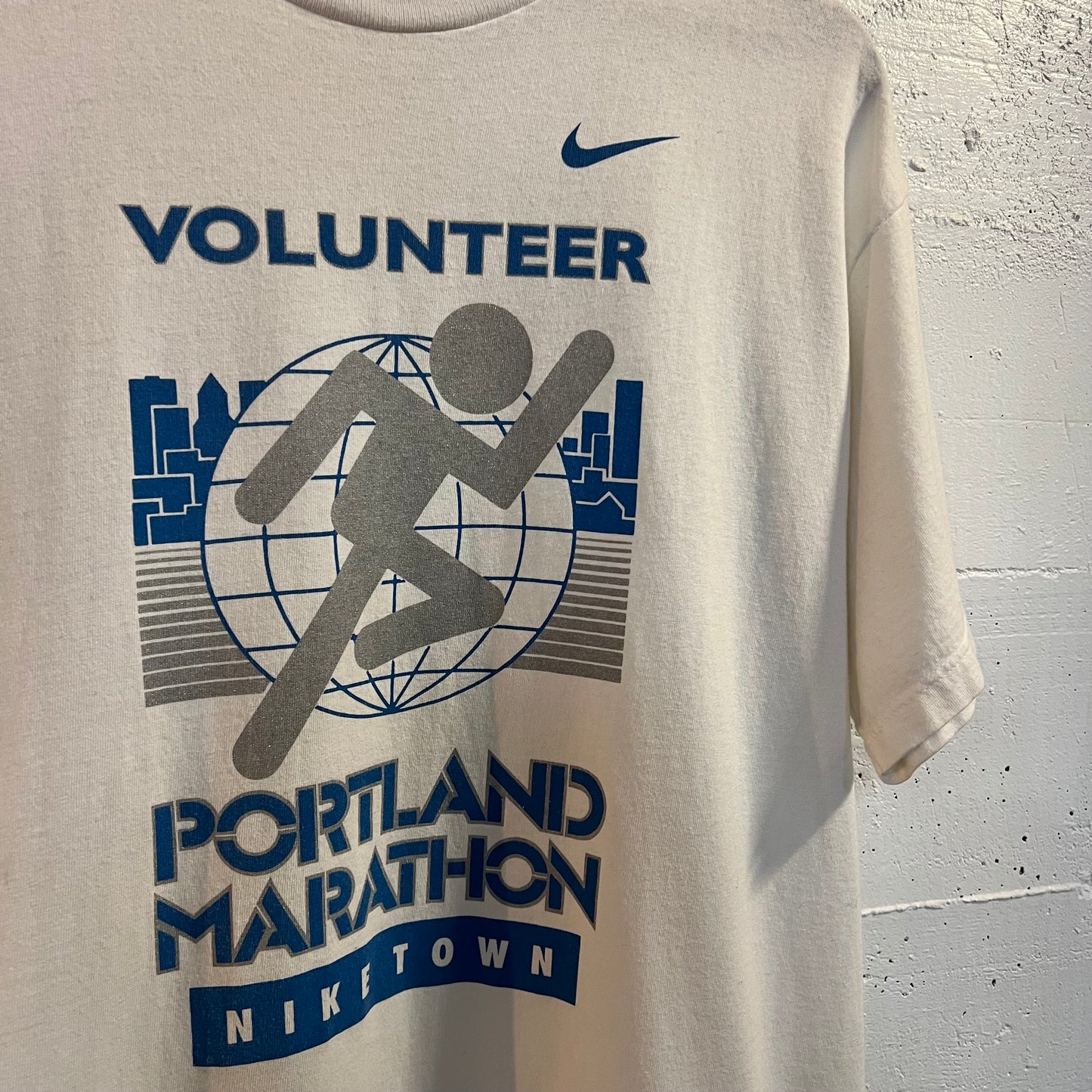 Vintage Nike Volunteer Portland Marathon Nike Town T-Shirt - Size Large - Made In USA - White/Blue/Sparkly Silver